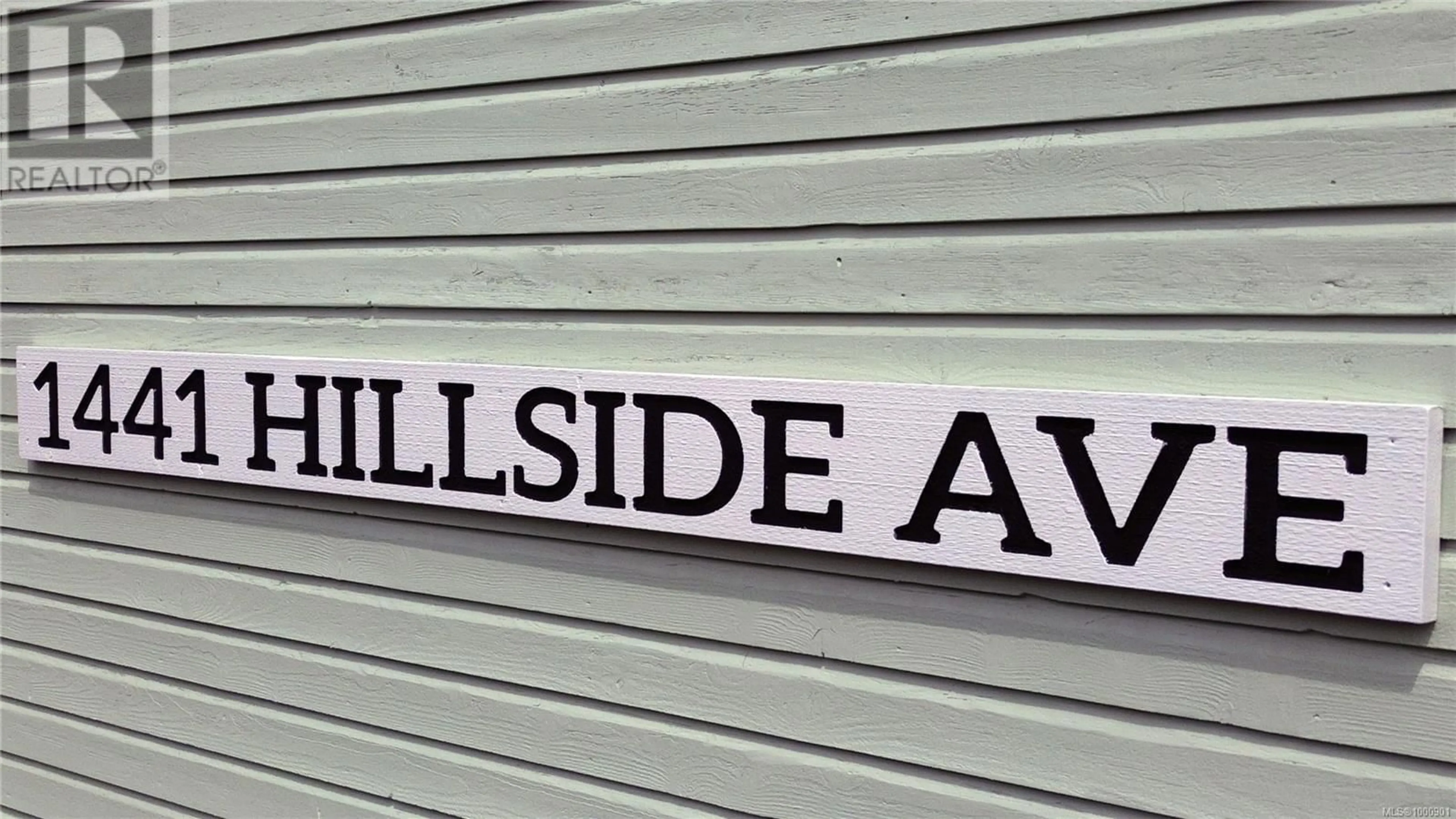 Unknown for 1 - 1441 HILLSIDE AVENUE, Victoria British Columbia V8T2B9