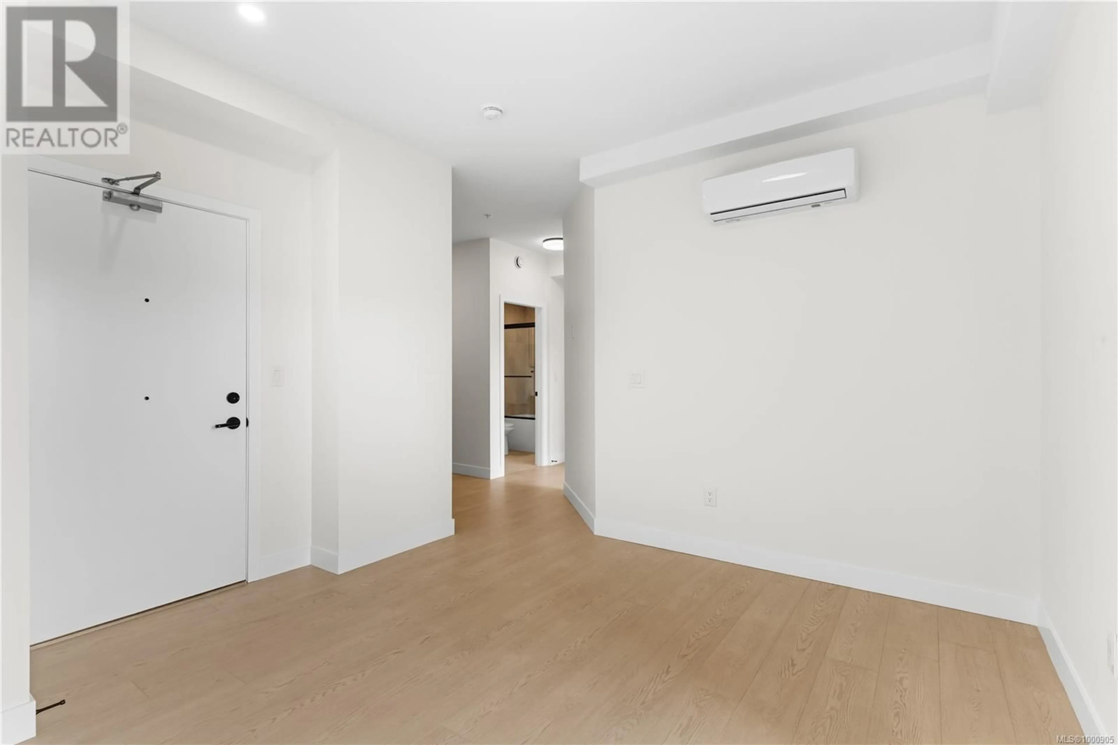 Indoor foyer for 602 - 2629 MILLSTREAM ROAD, Langford British Columbia V9B3R8