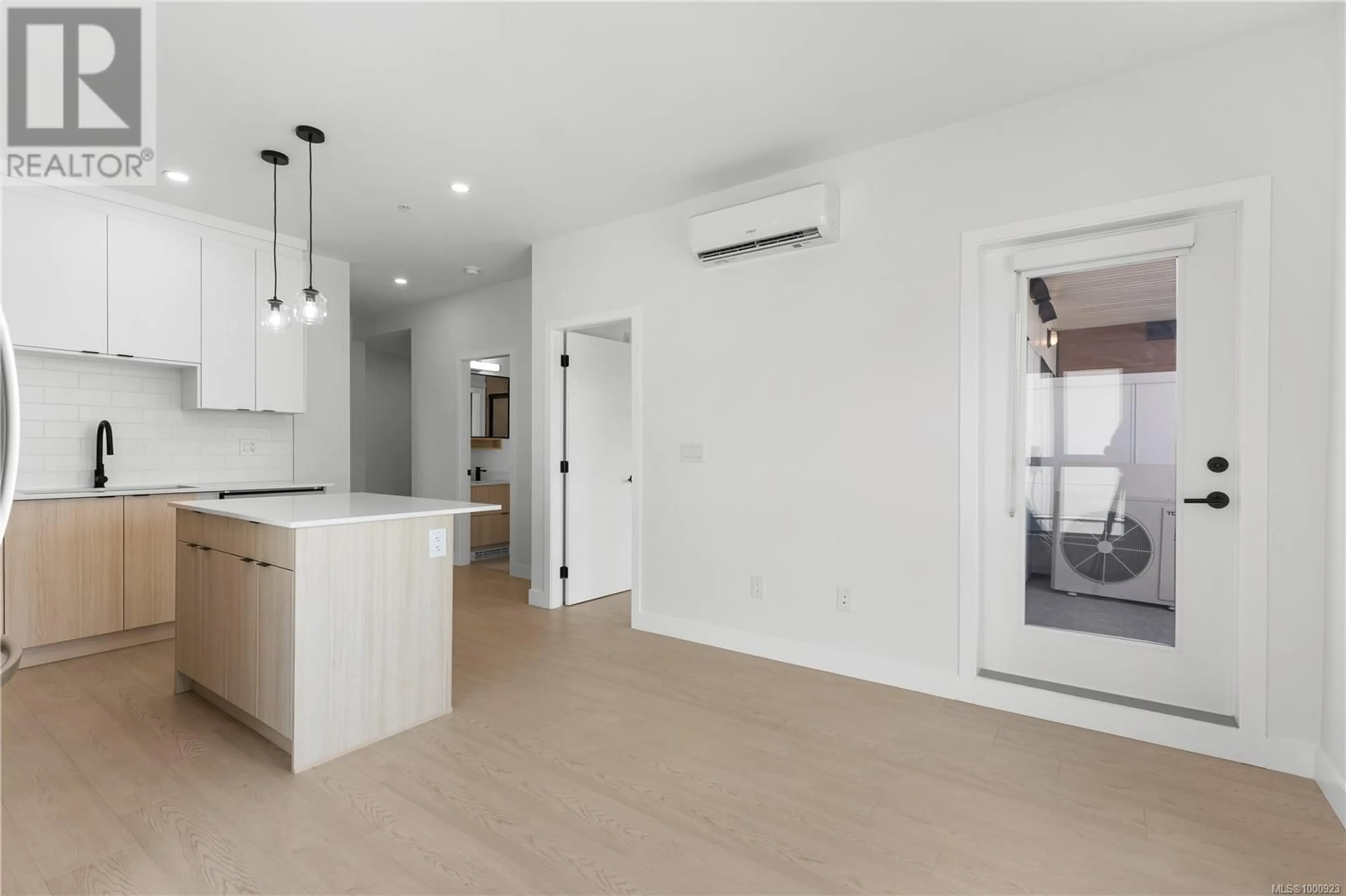 Open concept kitchen, unknown for 417 - 2629 MILLSTREAM ROAD, Langford British Columbia V9B3R8