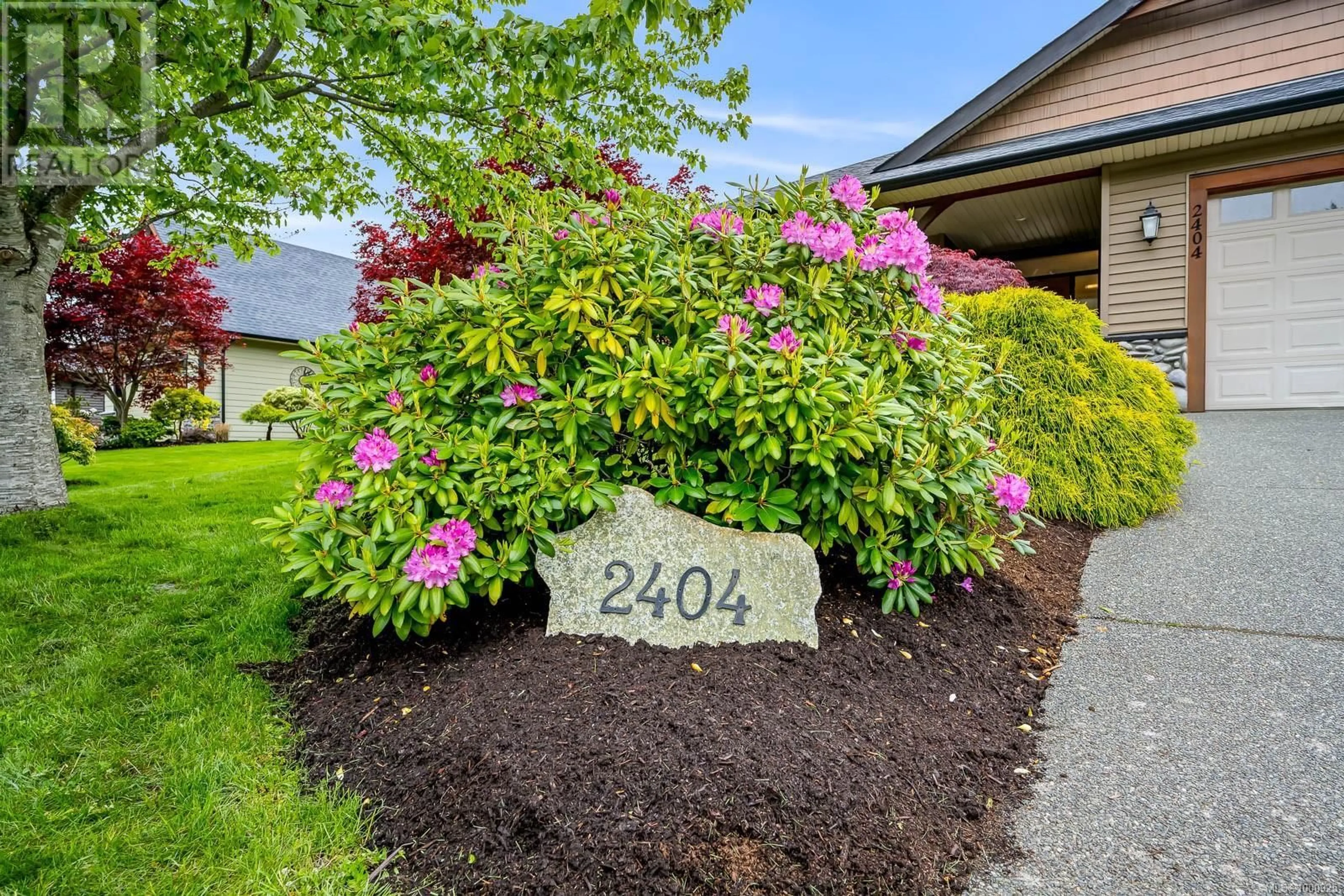 Indoor entryway for 2404 TUTOR DRIVE, Comox British Columbia V9M0A7