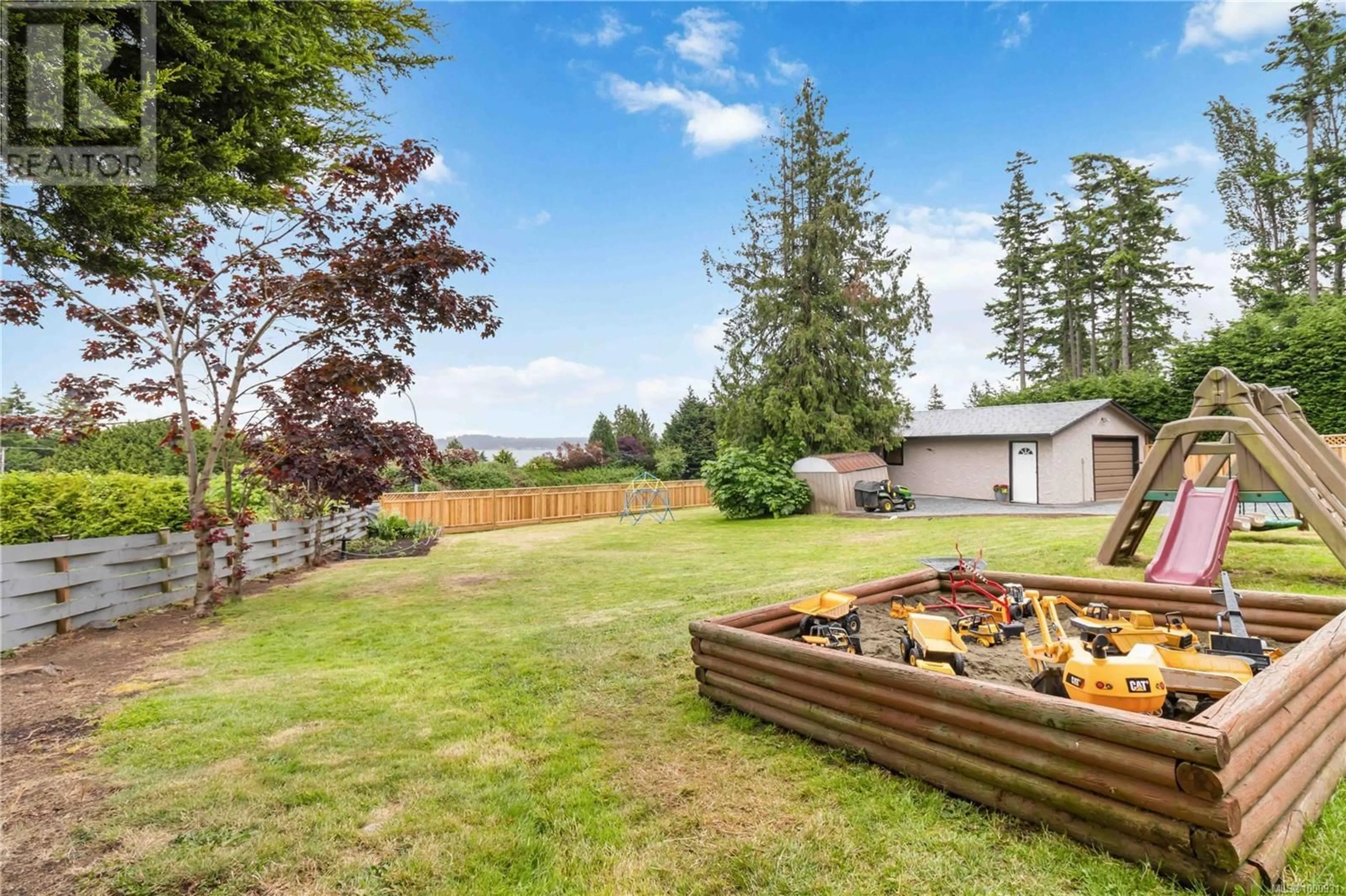 A pic from outside/outdoor area/front of a property/back of a property/a pic from drone, water/lake/river/ocean view for 8567 BEXLEY TERRACE, North Saanich British Columbia V8L1M3