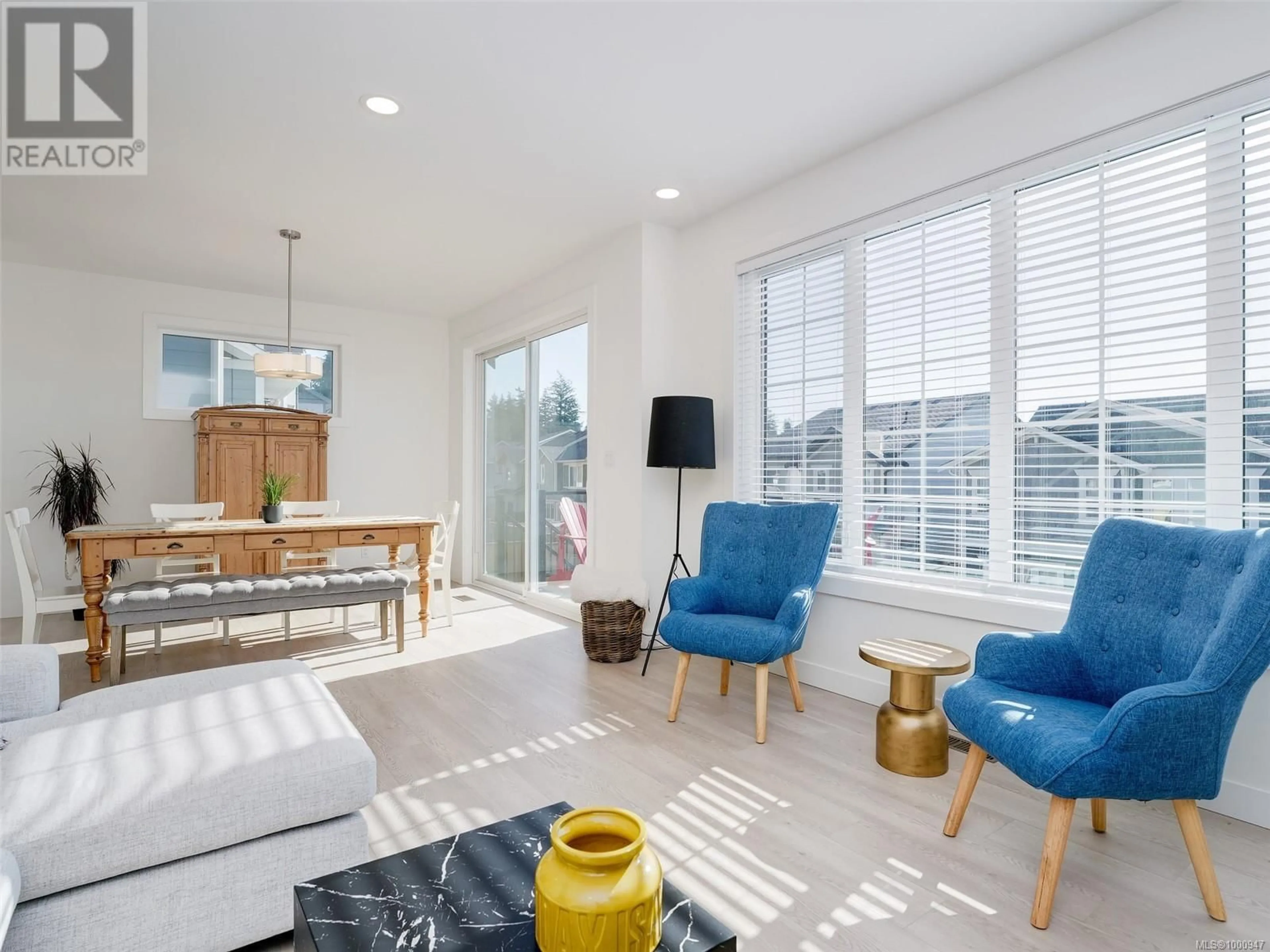 Living room with furniture, unknown for 3375 RYDER HESJEDAL WAY, Colwood British Columbia V9C0R5