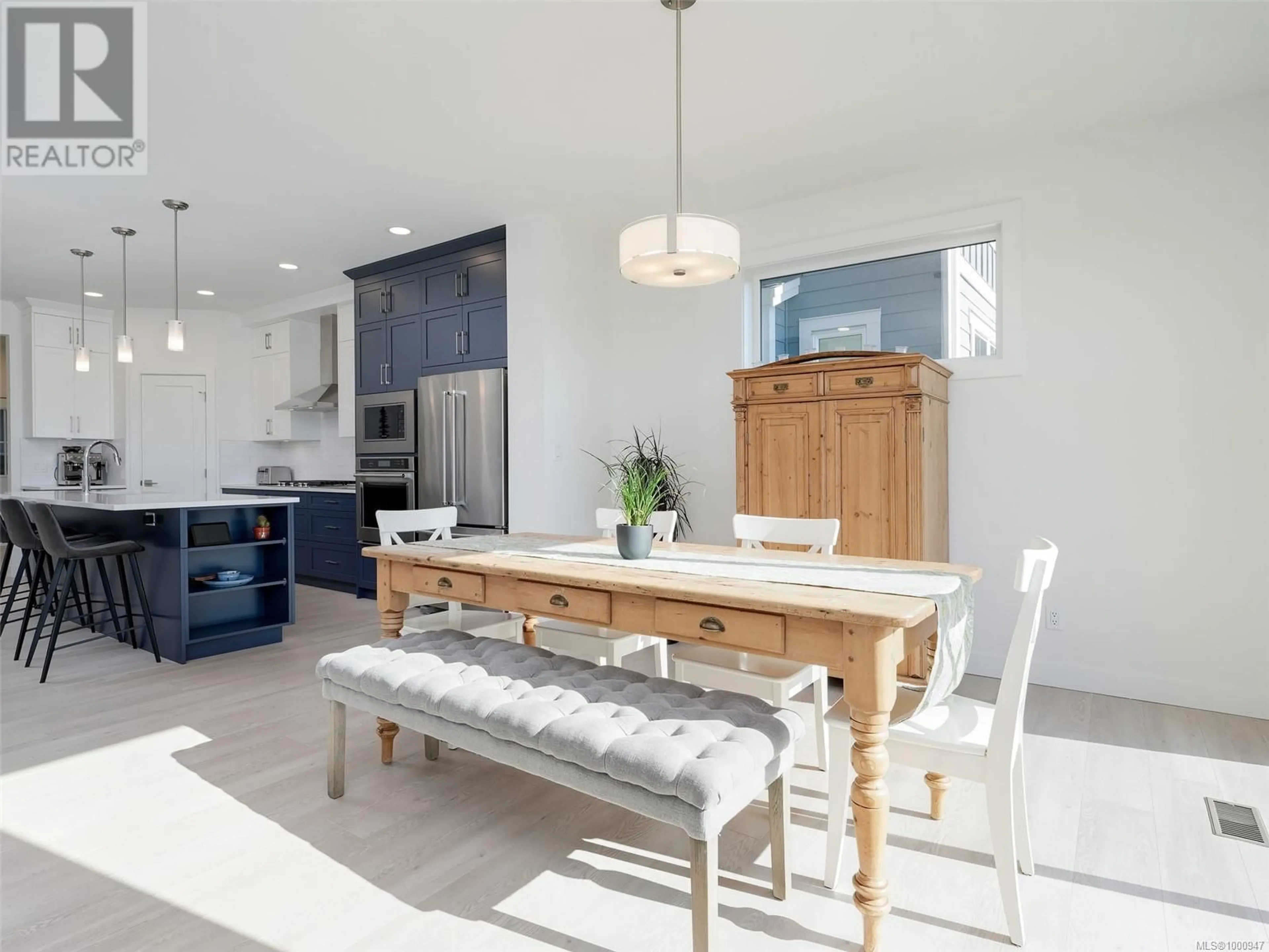 Open concept kitchen, ceramic/tile floor for 3375 RYDER HESJEDAL WAY, Colwood British Columbia V9C0R5