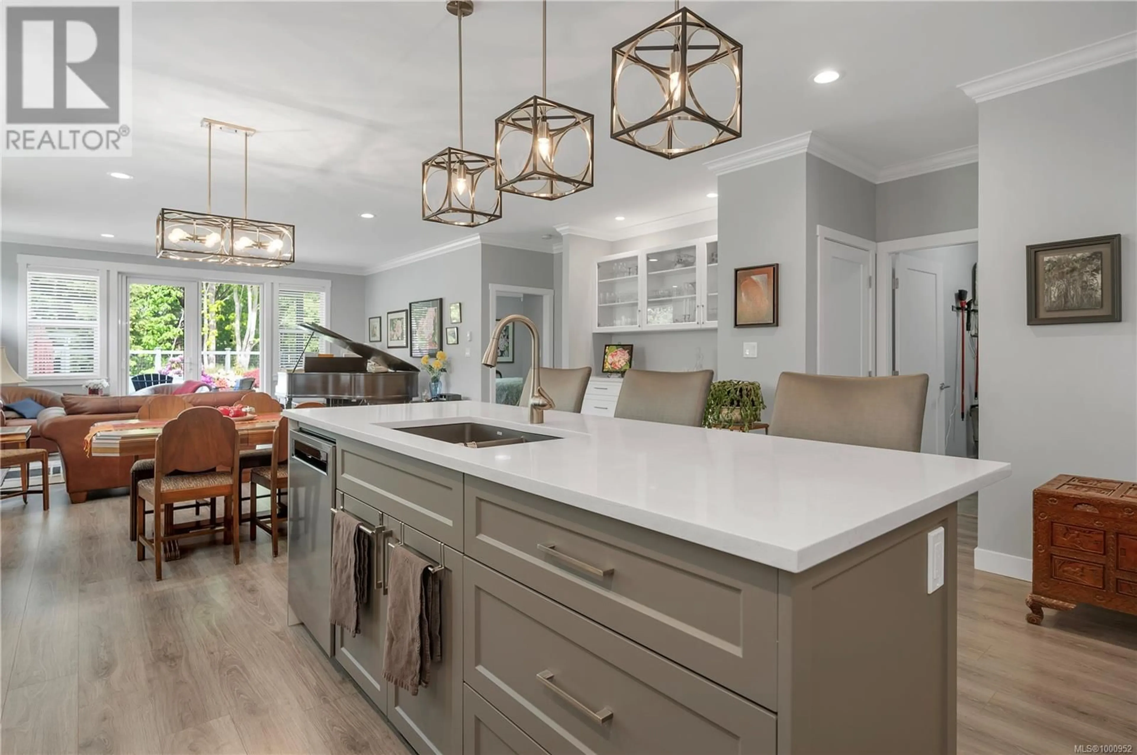 Open concept kitchen, unknown for 33 - 2000 TREELANE ROAD, Campbell River British Columbia V9W0E1