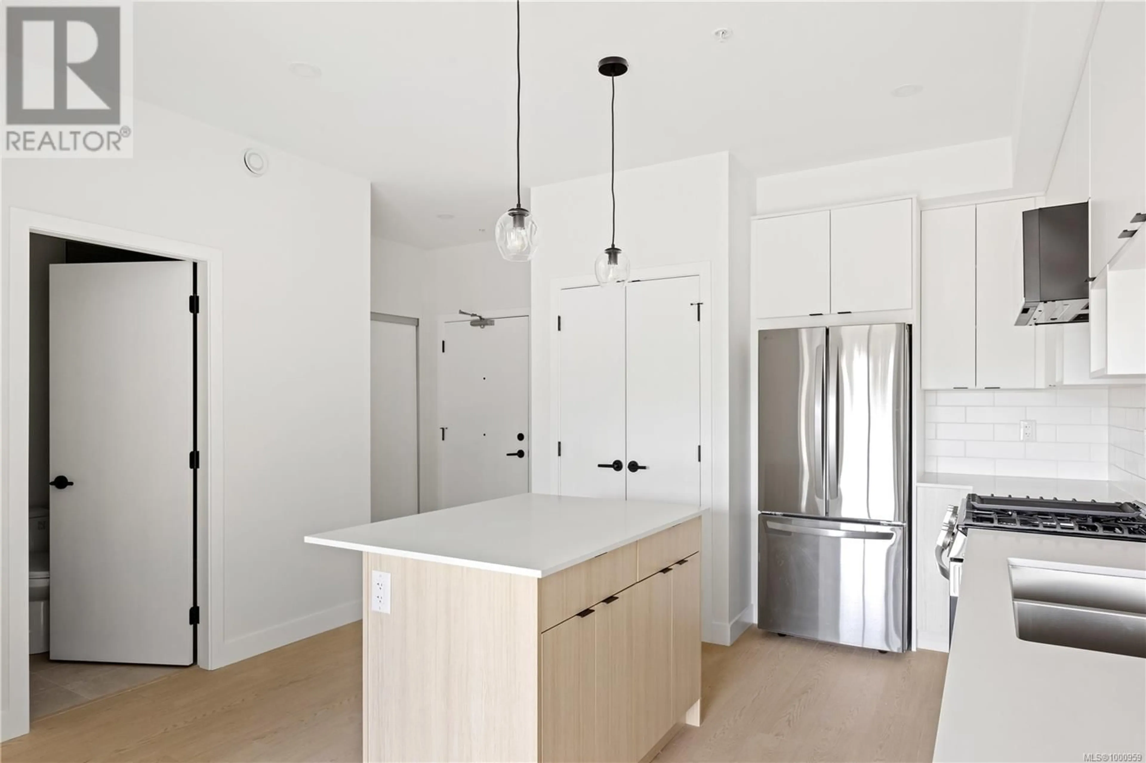 Open concept kitchen, unknown for 431 - 2629 MILLSTREAM ROAD, Langford British Columbia V9B3R8