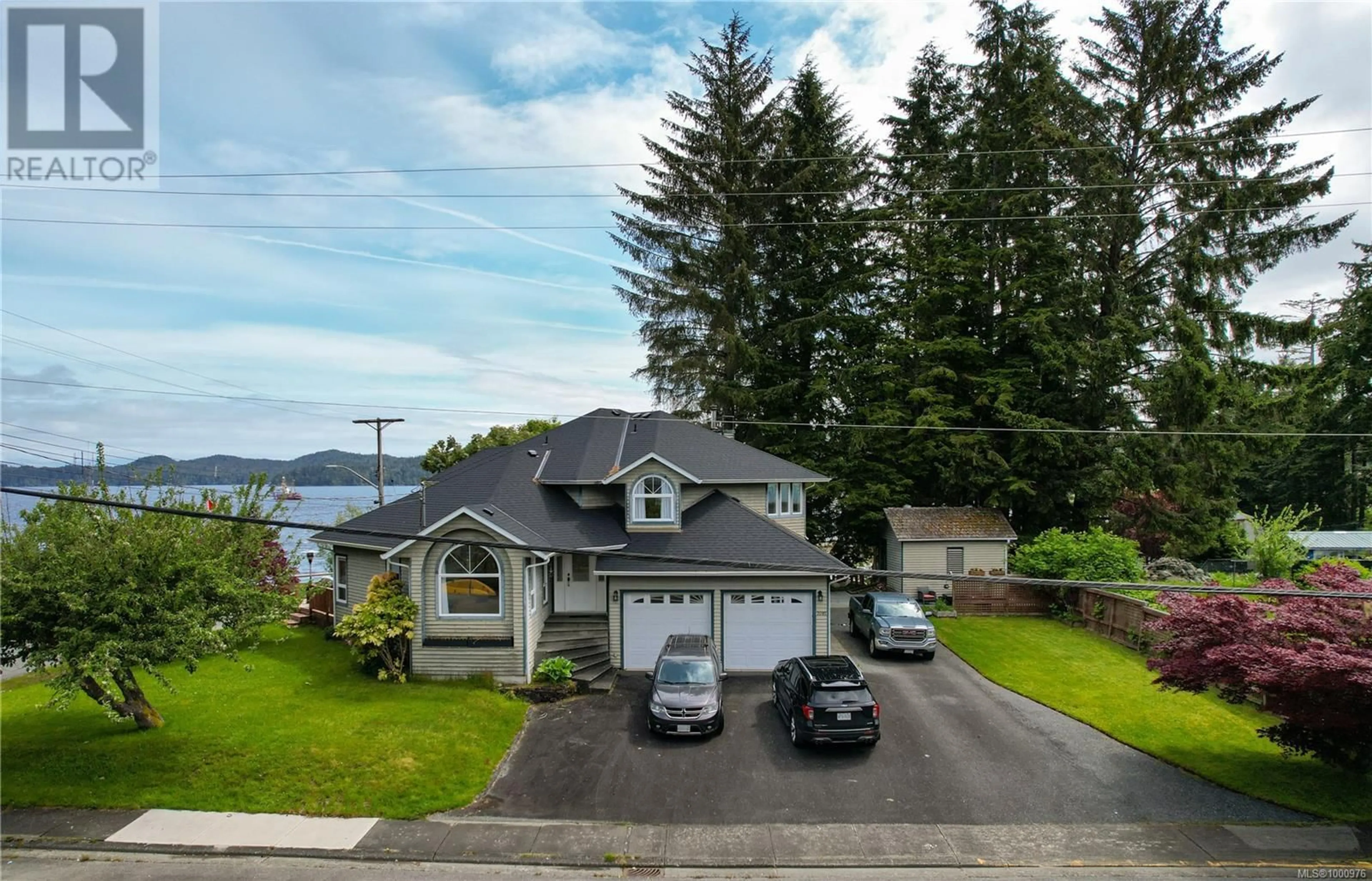 A pic from outside/outdoor area/front of a property/back of a property/a pic from drone, unknown for 7085 SHORNCLIFFE AVENUE, Port Hardy British Columbia V0N2P0