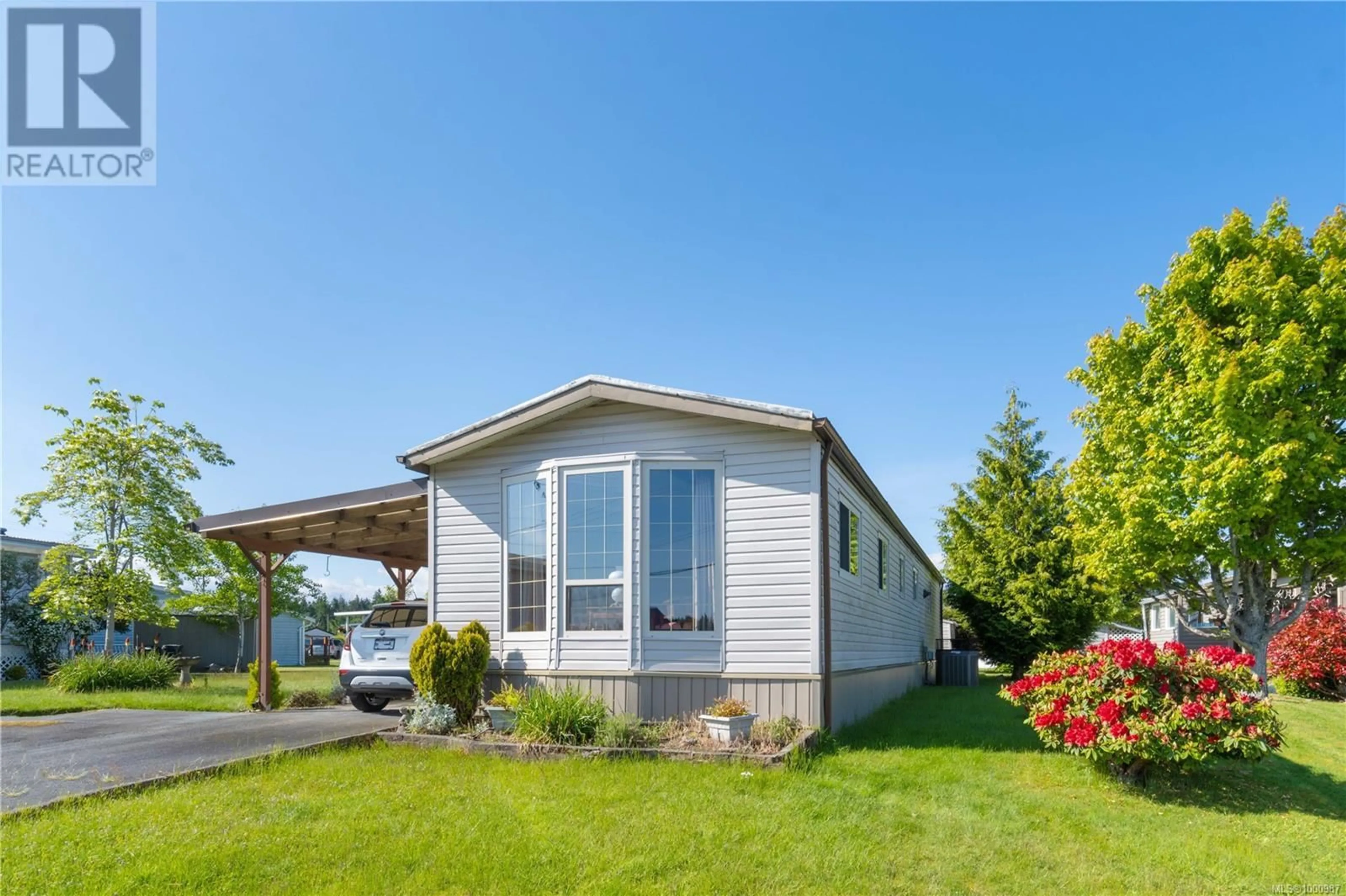 Home with vinyl exterior material, water/lake/river/ocean view for 16 - 450 STANFORD AVENUE, Parksville British Columbia V9P1V8