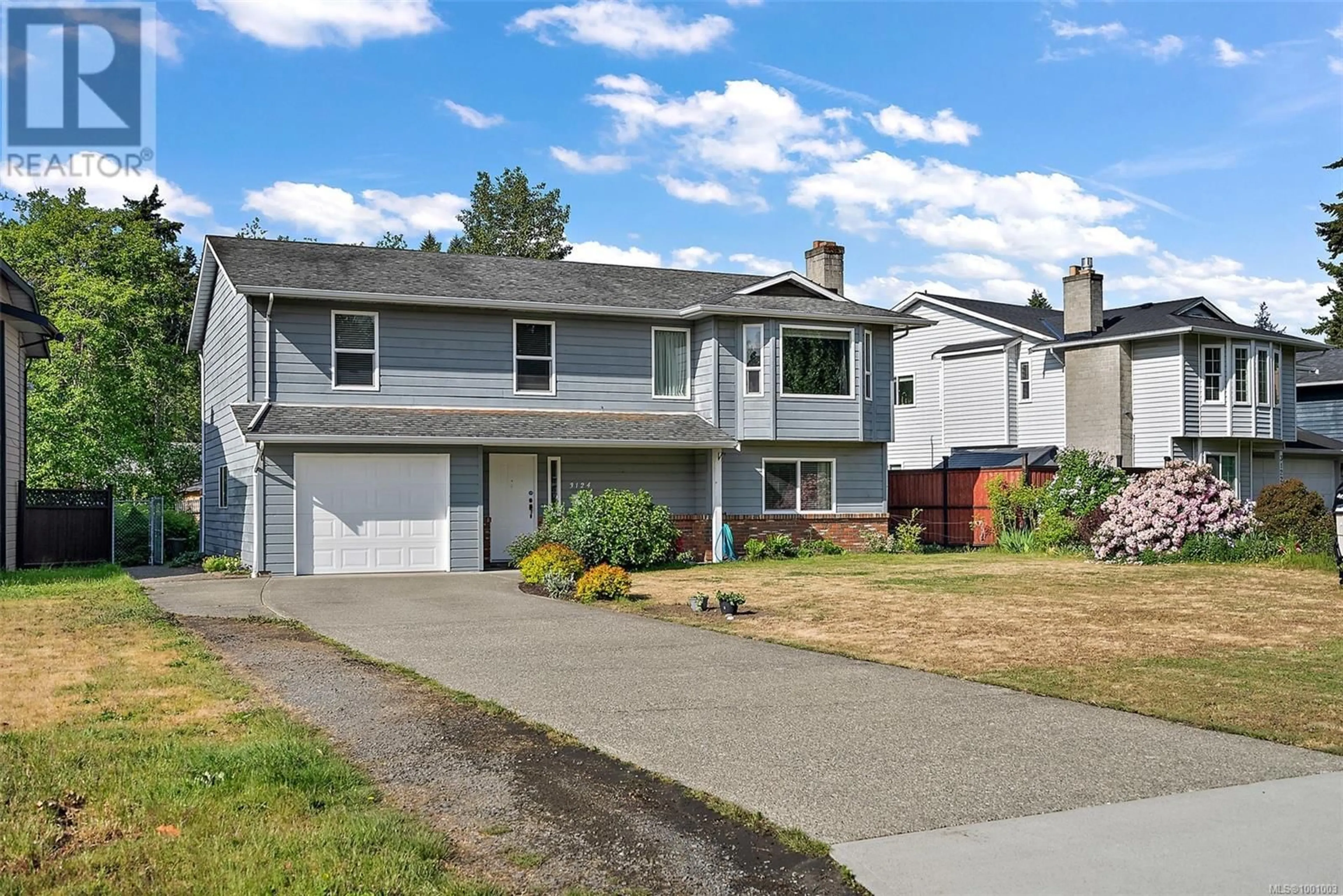 Home with vinyl exterior material, street for 3124 FLANNAGAN PLACE, Colwood British Columbia V9B5K7