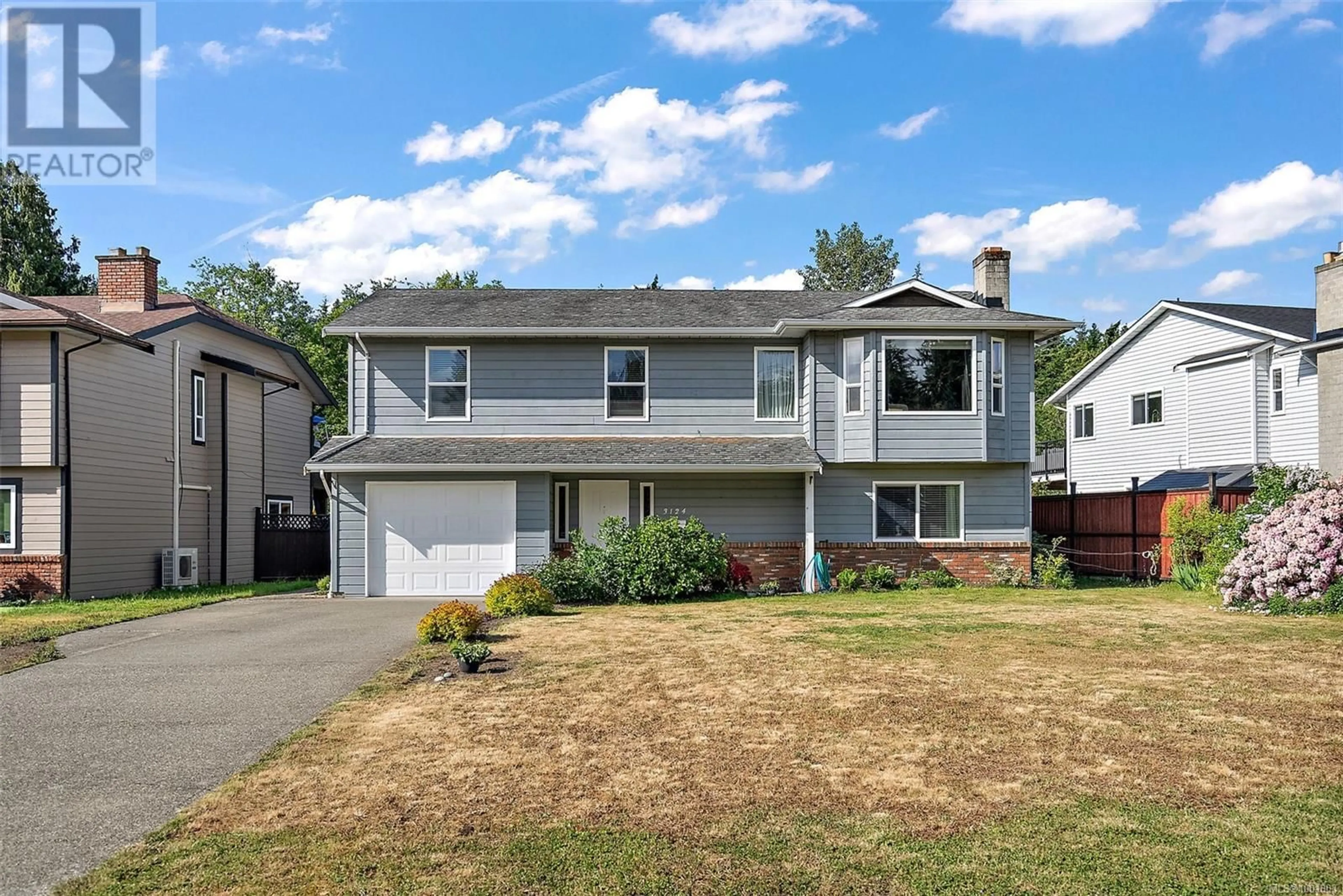 Home with vinyl exterior material, street for 3124 FLANNAGAN PLACE, Colwood British Columbia V9B5K7