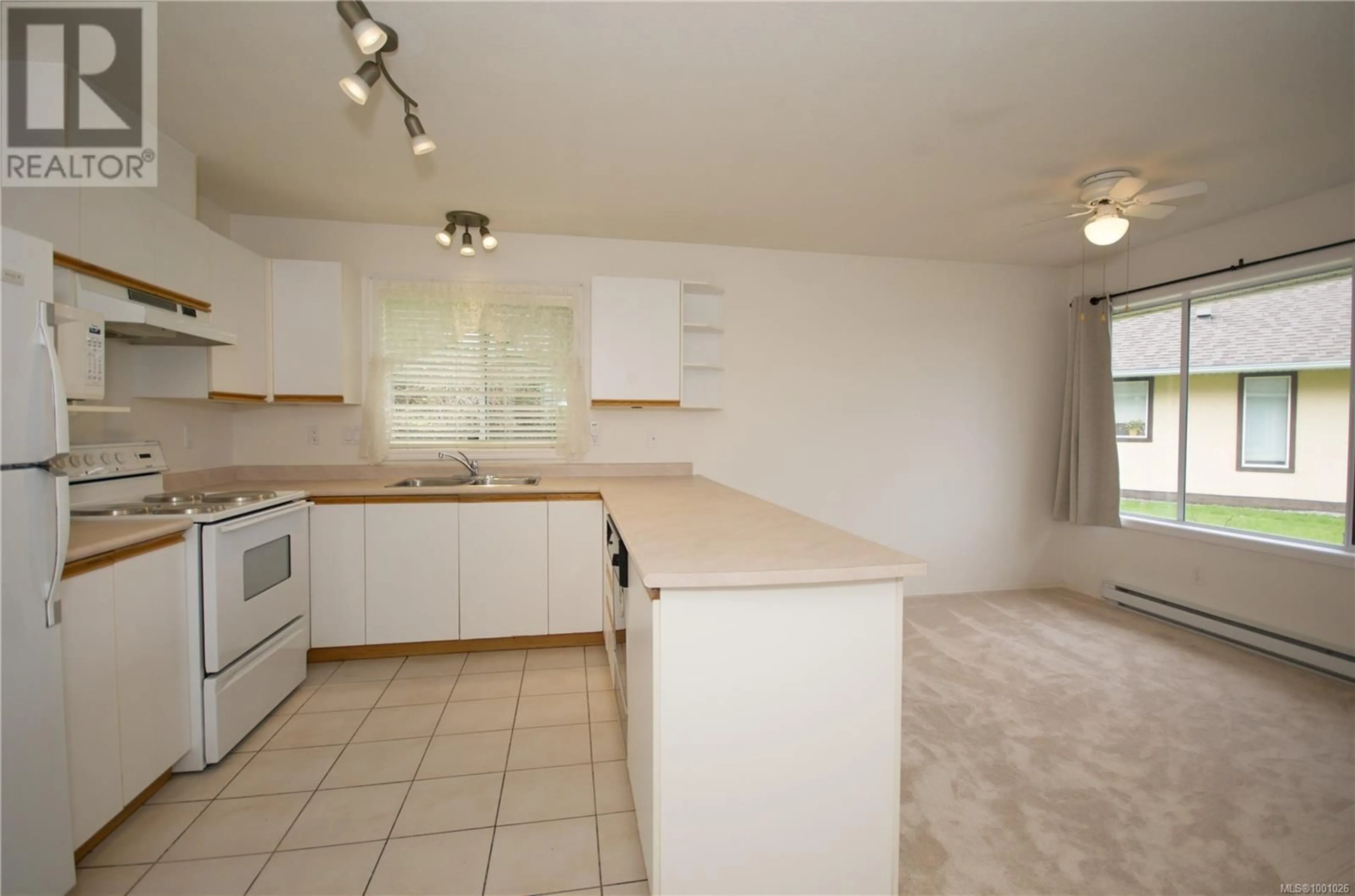 Standard kitchen, unknown for 33 - 454 MORISON AVENUE, Parksville British Columbia V9P2M6