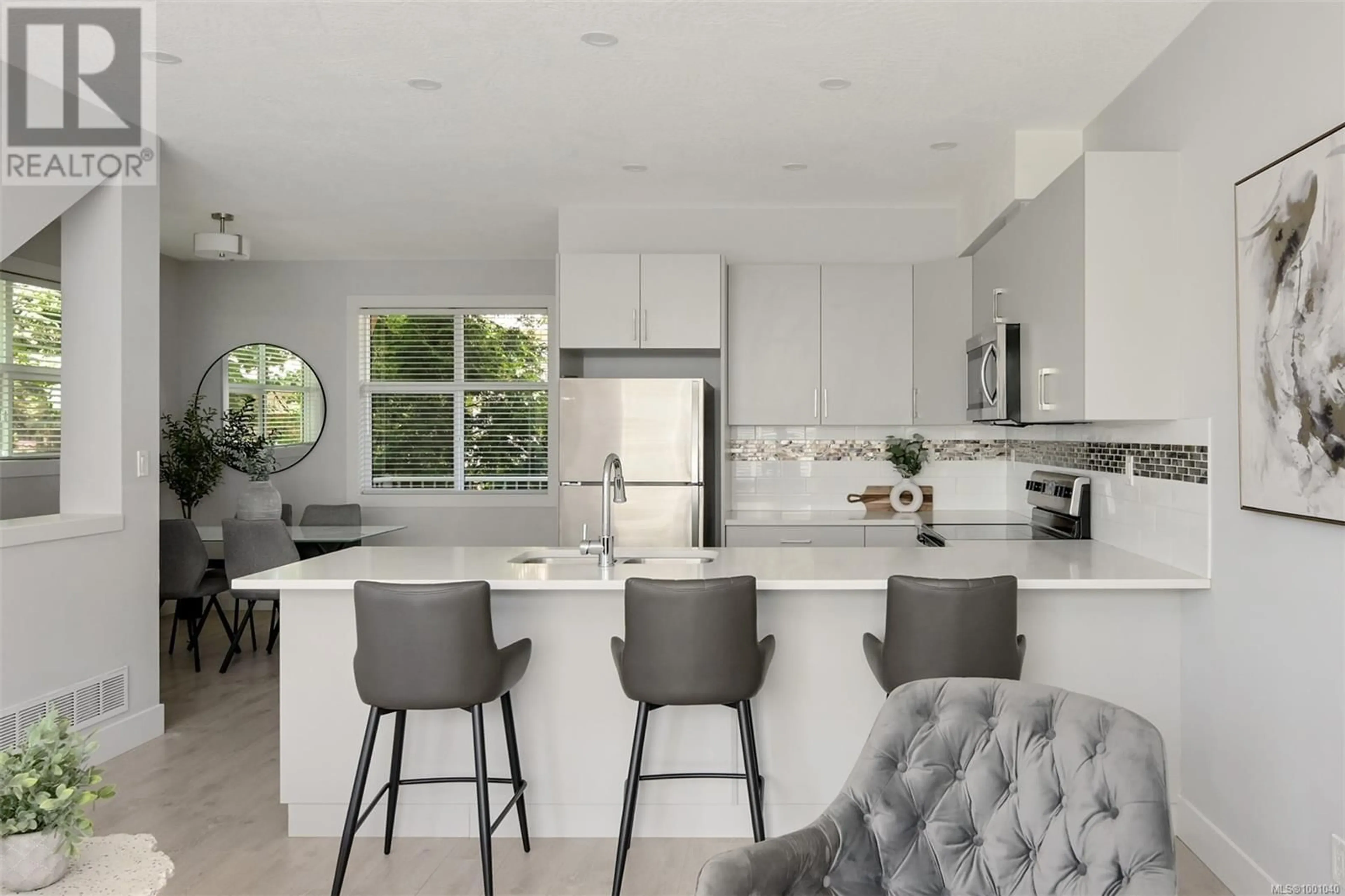 Open concept kitchen, ceramic/tile floor for 13 - 1027 COLLEGE STREET, Duncan British Columbia V9L2E8