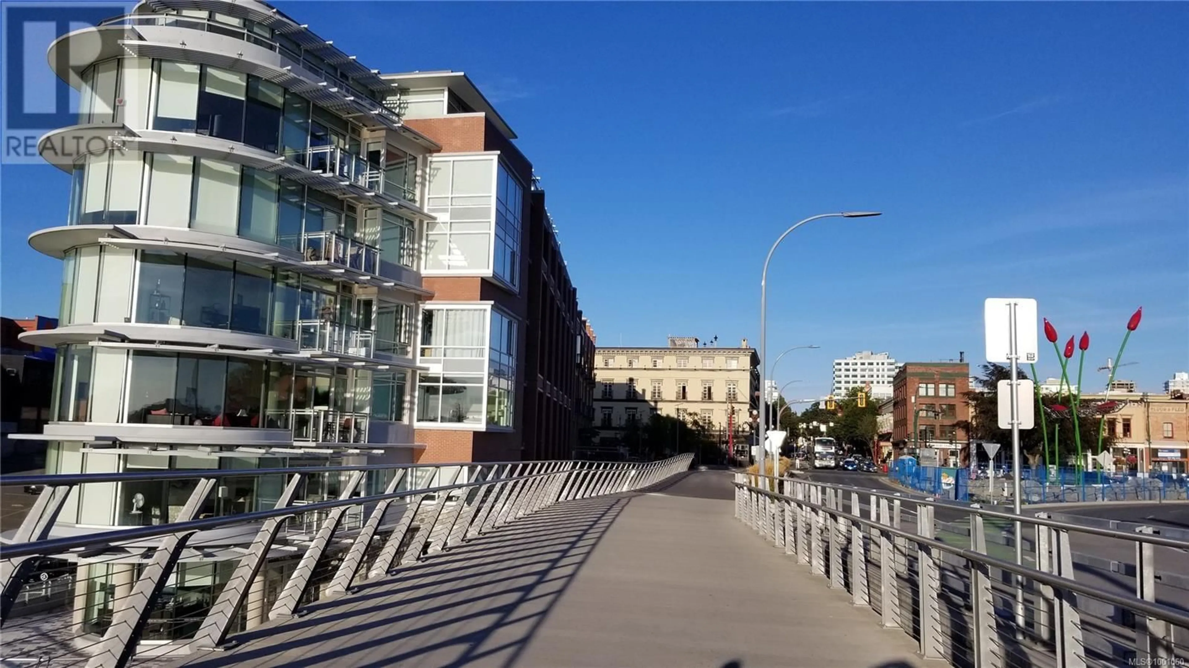 Unknown for 223 - 1610 STORE STREET, Victoria British Columbia V8W0E3