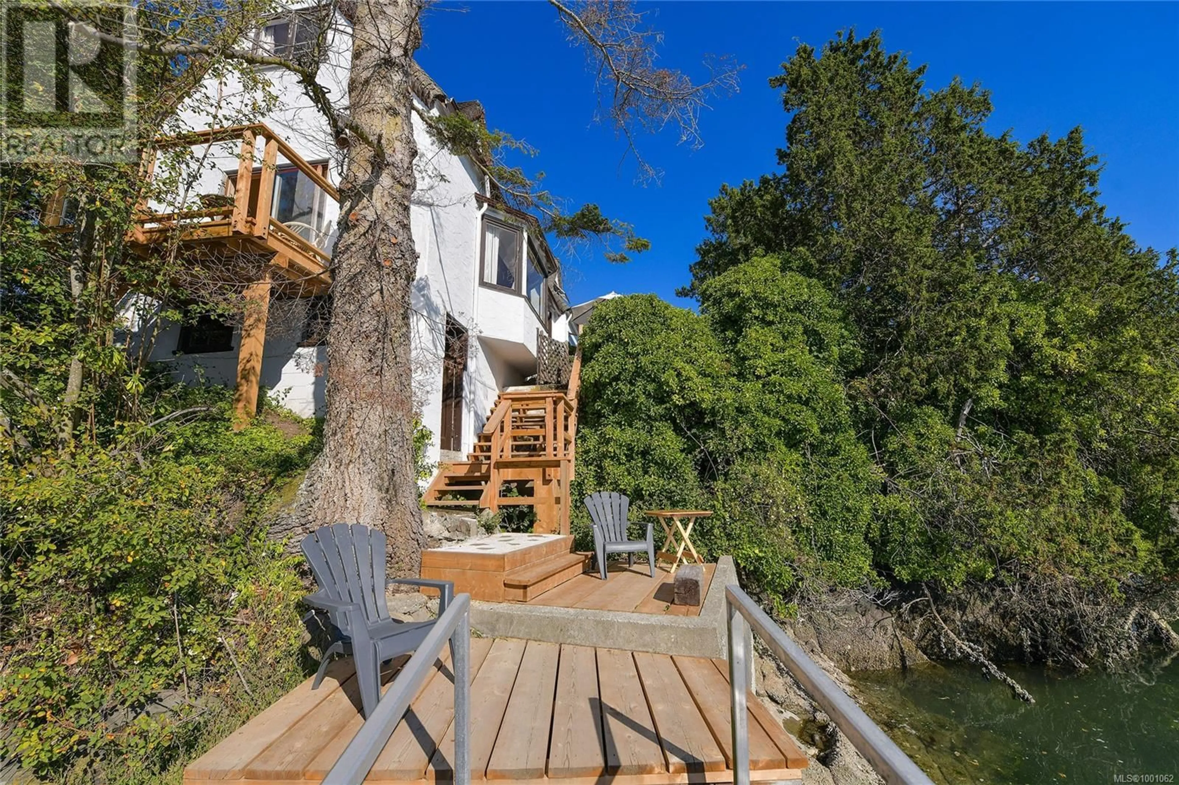 Patio, unknown for 2173 TRYON ROAD, North Saanich British Columbia V8L5H6