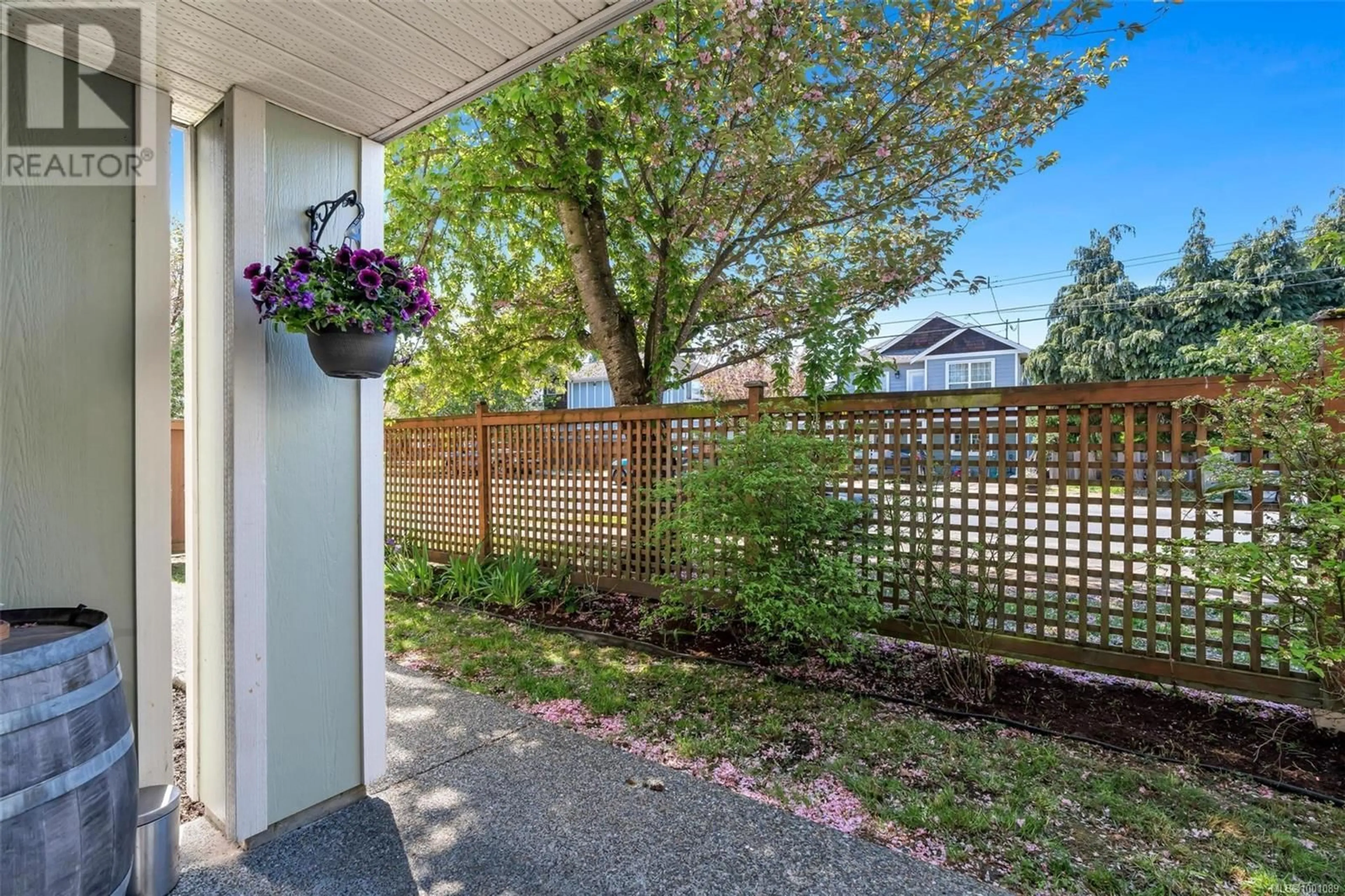 Patio, street for 108 - 2669 DEVILLE ROAD, Langford British Columbia V9B3E7