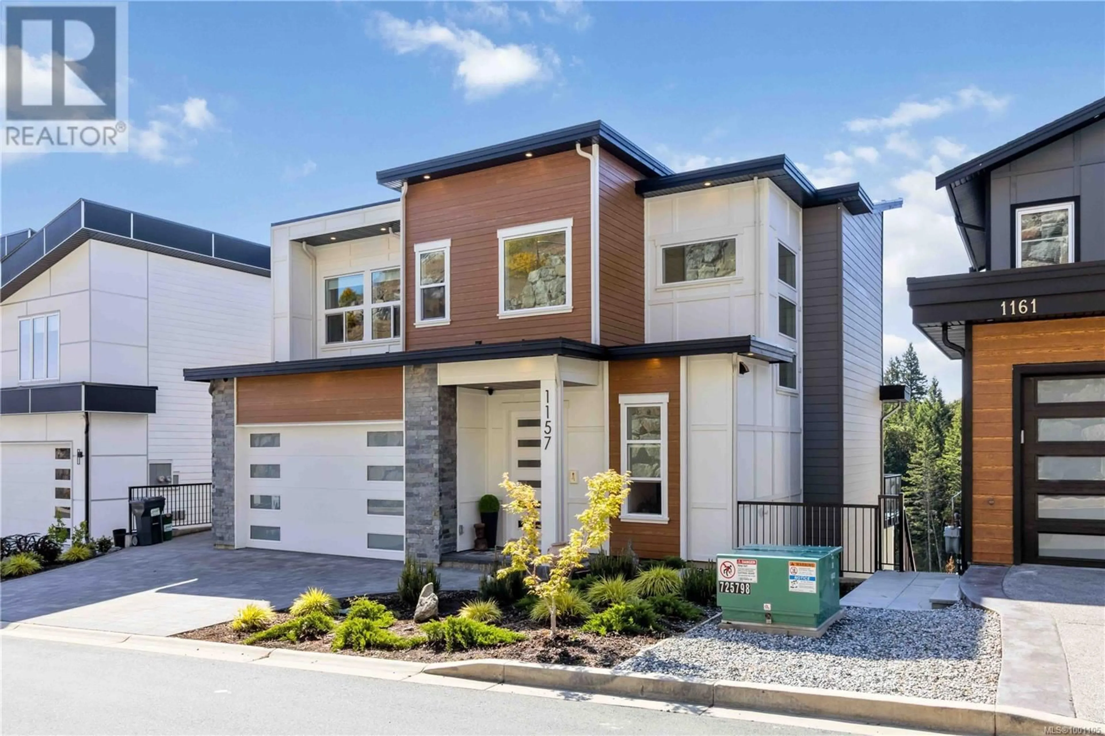 Home with vinyl exterior material, street for 1157 SPIRIT COURT, Langford British Columbia V9B0B5