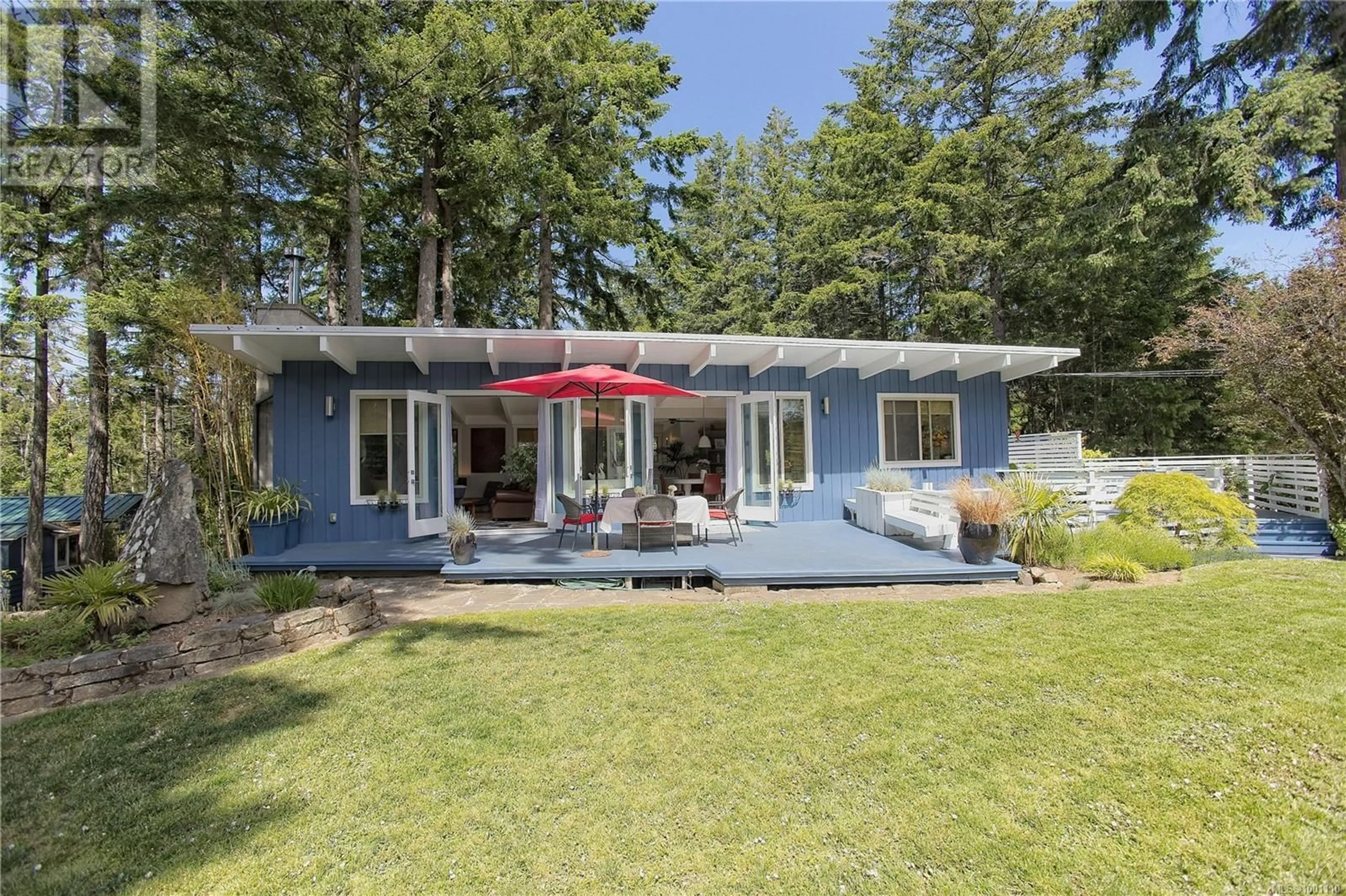 Patio, water/lake/river/ocean view for 310 WOODLAND DRIVE, Salt Spring British Columbia V8K1J6