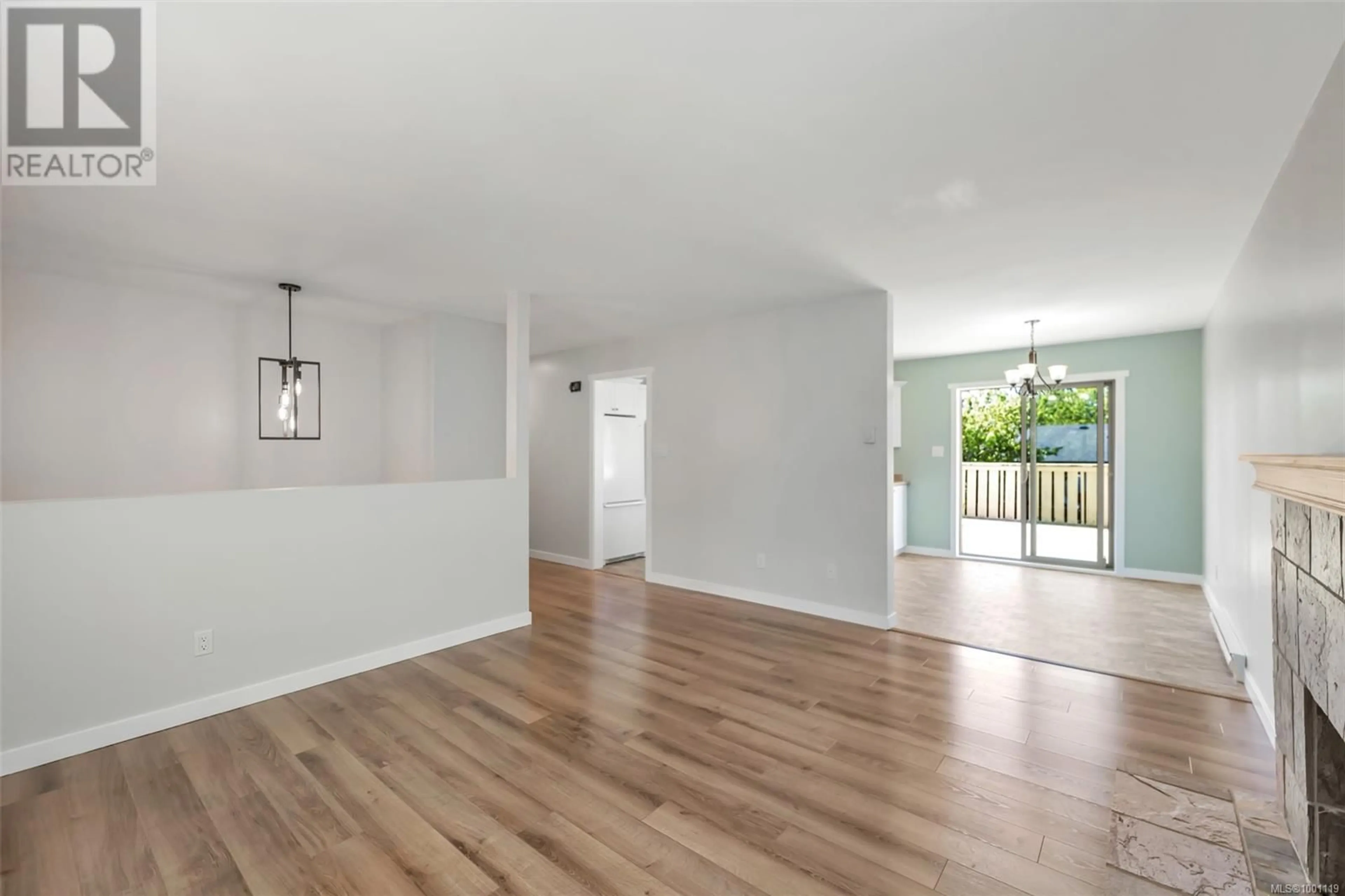 Unknown for 2225 MAGNOLIA PLACE, Sidney British Columbia V8L4C9