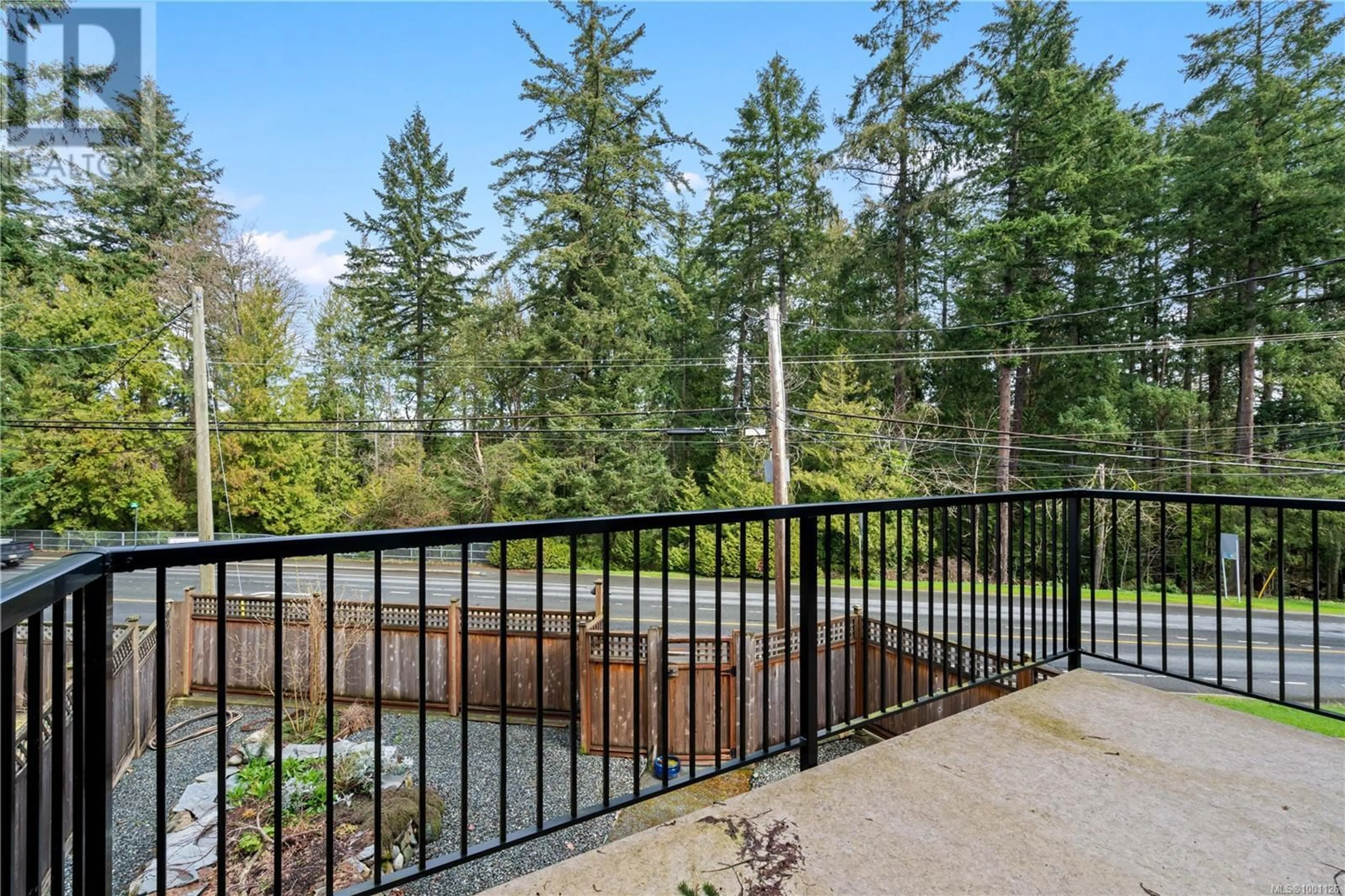Patio, unknown for 671 BOWEN ROAD, Nanaimo British Columbia V9R2A3