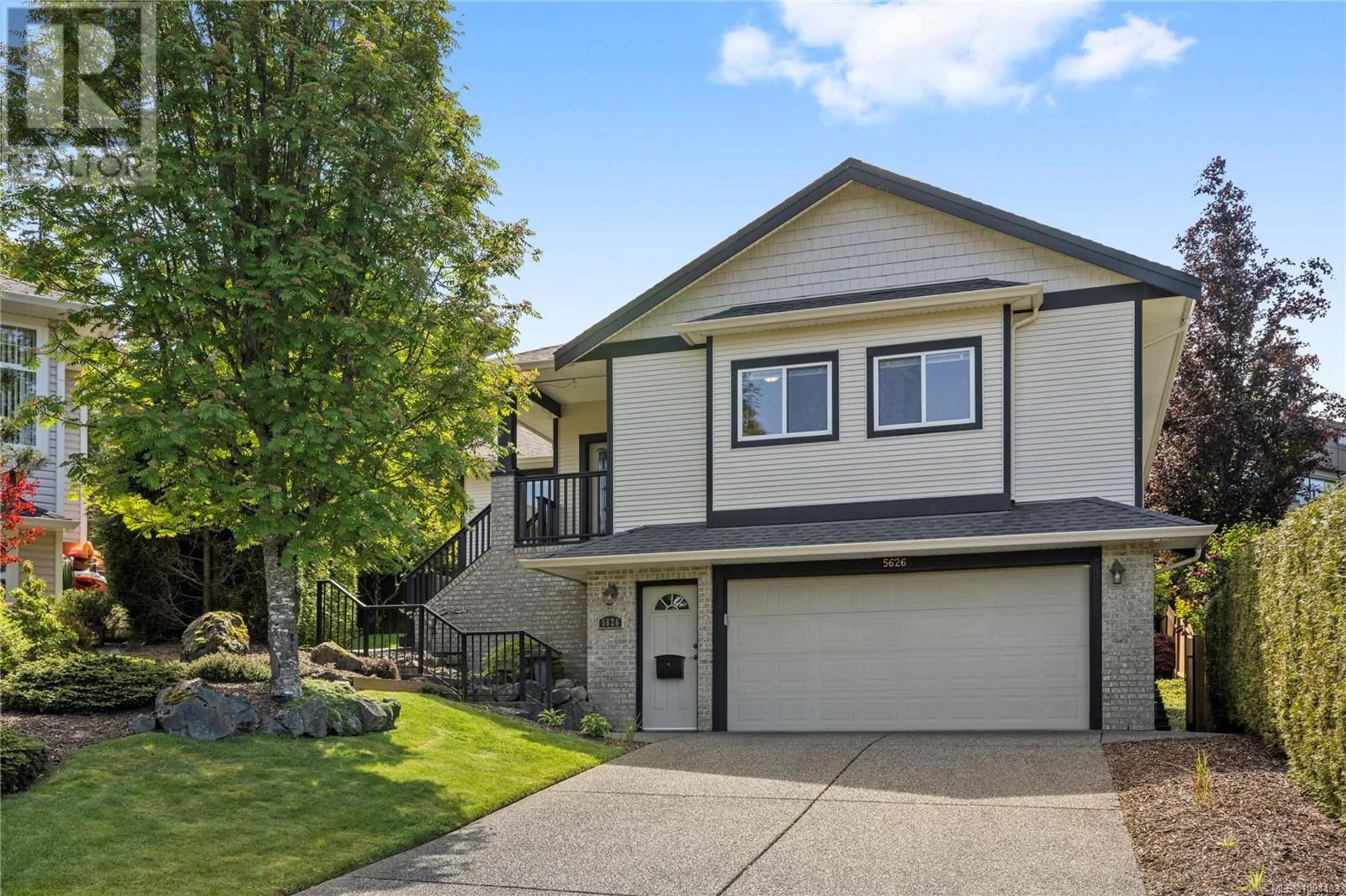 Home with vinyl exterior material, street for 5626 BOULDER PLACE, Nanaimo British Columbia V9T6P4