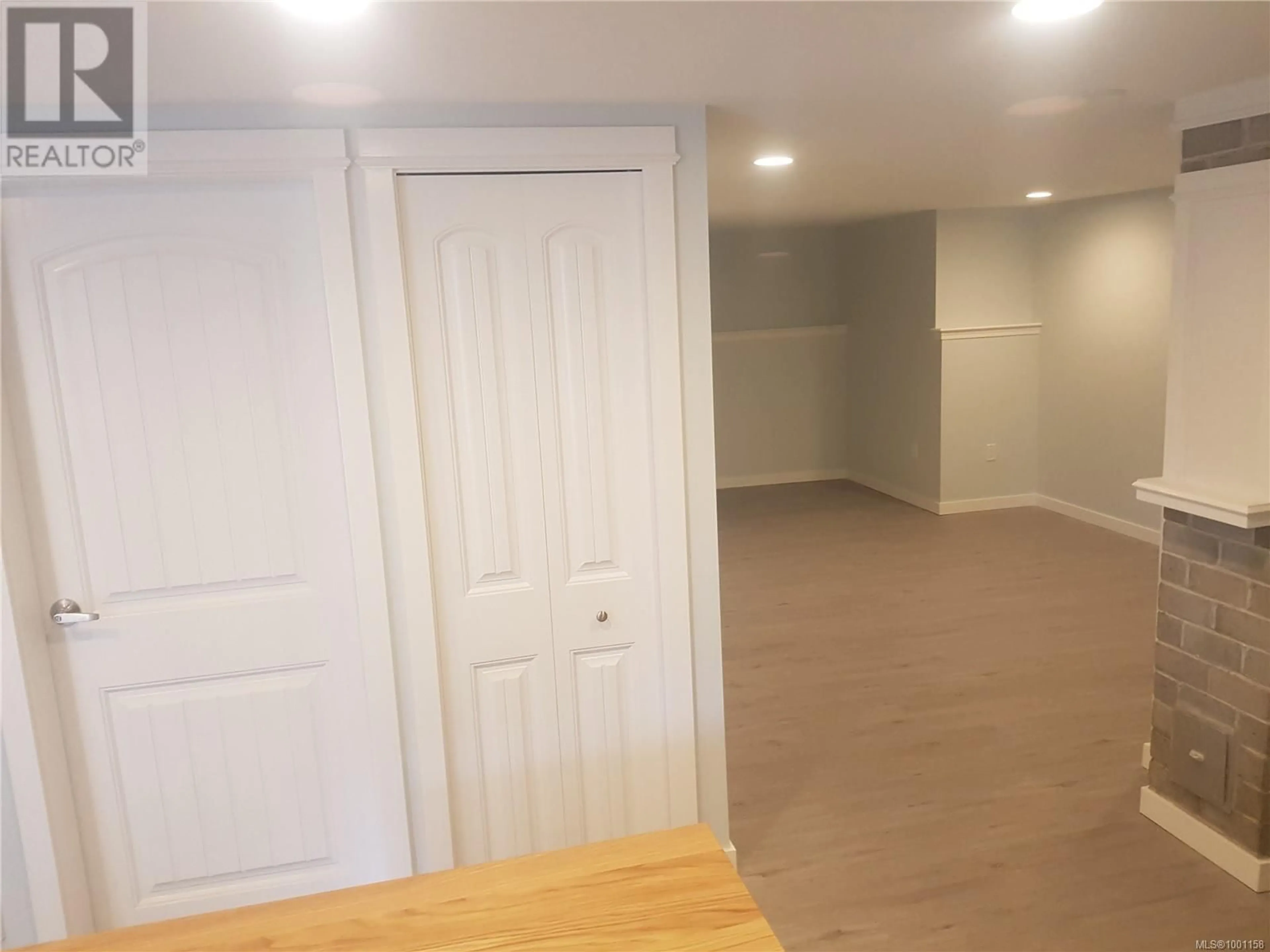 A pic of a room for 308 HAREWOOD ROAD, Nanaimo British Columbia V9R2Z2