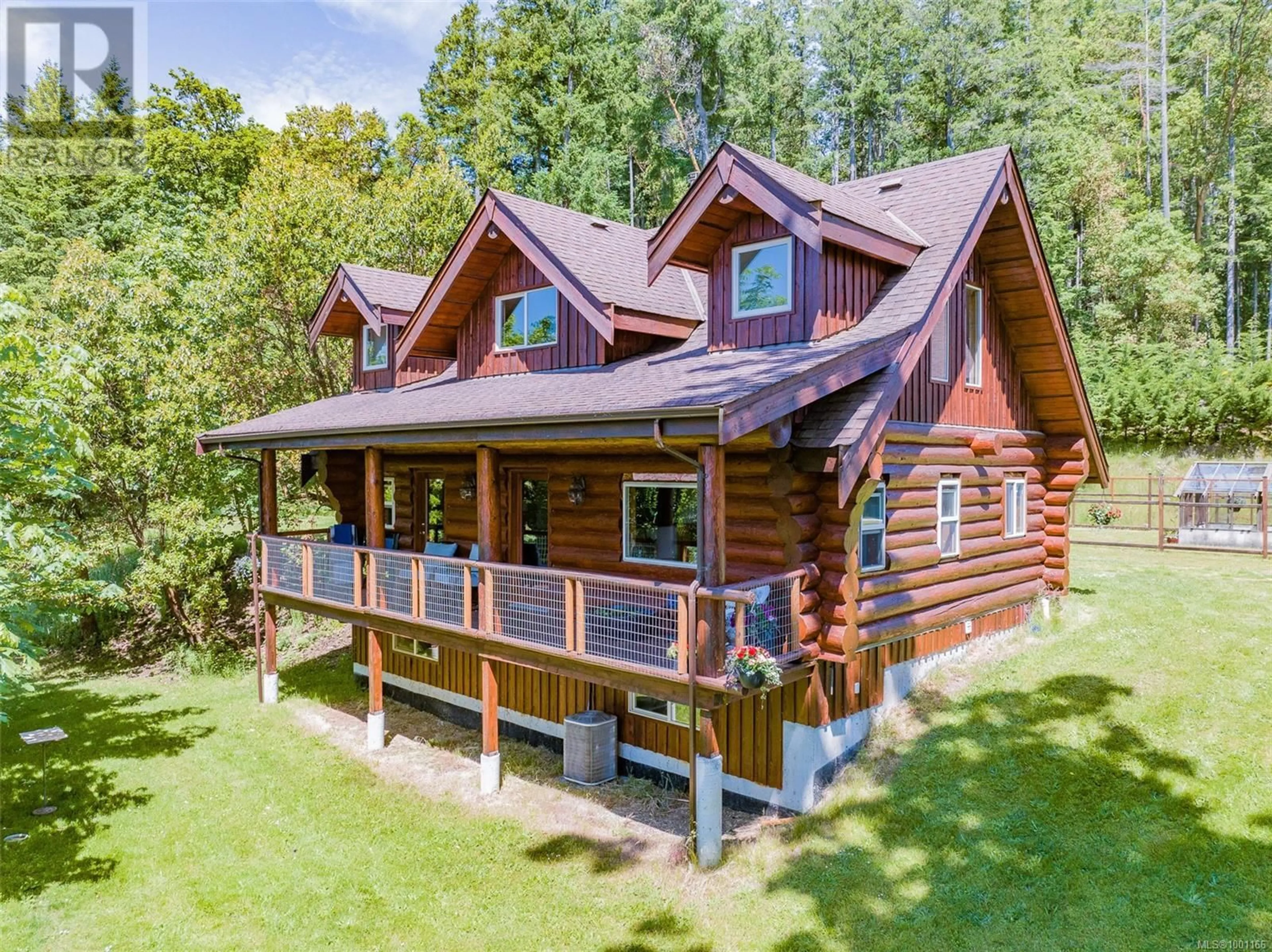 A pic from outside/outdoor area/front of a property/back of a property/a pic from drone, unknown for 7337 ALBERTA PLACE, Duncan British Columbia V9L5W8