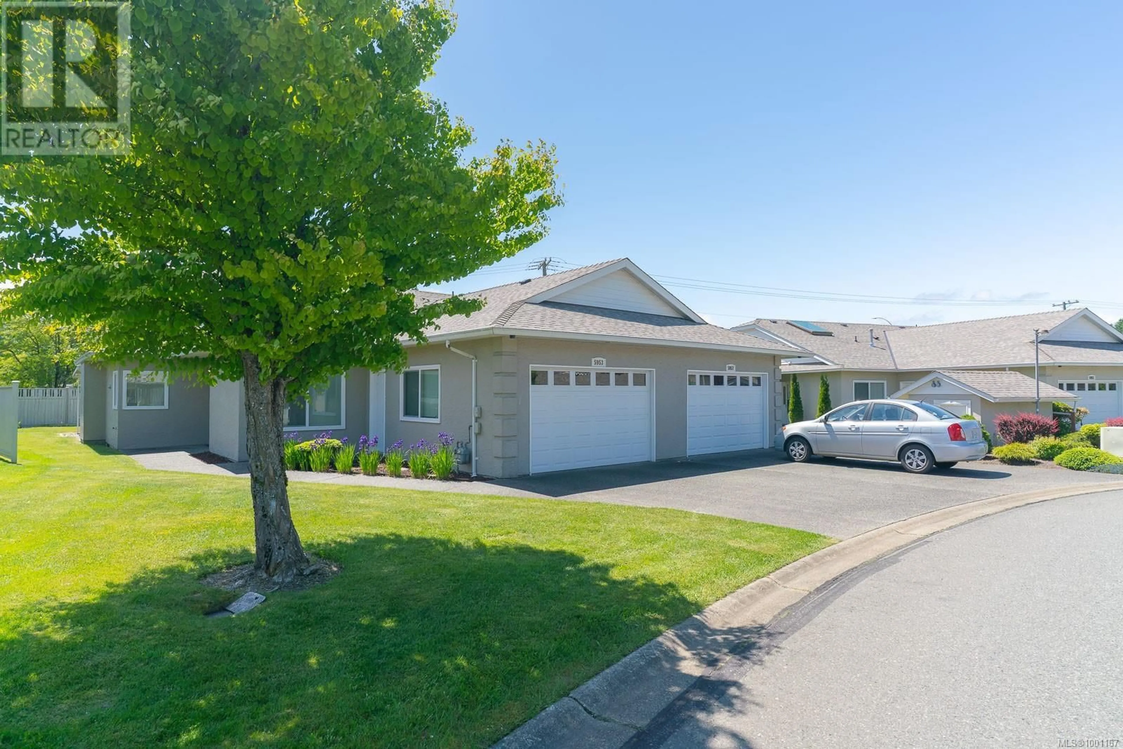A pic from outside/outdoor area/front of a property/back of a property/a pic from drone, street for 5953 PRIMROSE DRIVE, Nanaimo British Columbia V9T6B8