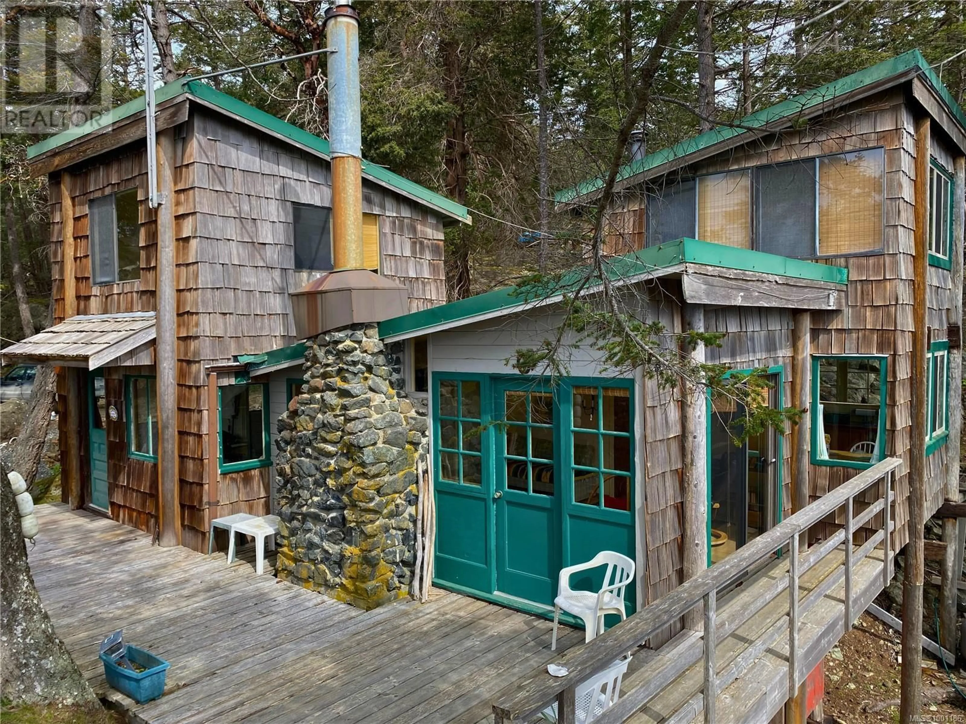 Patio, unknown for LT 6 LAKE ROAD, Lasqueti Island British Columbia V0R2J0