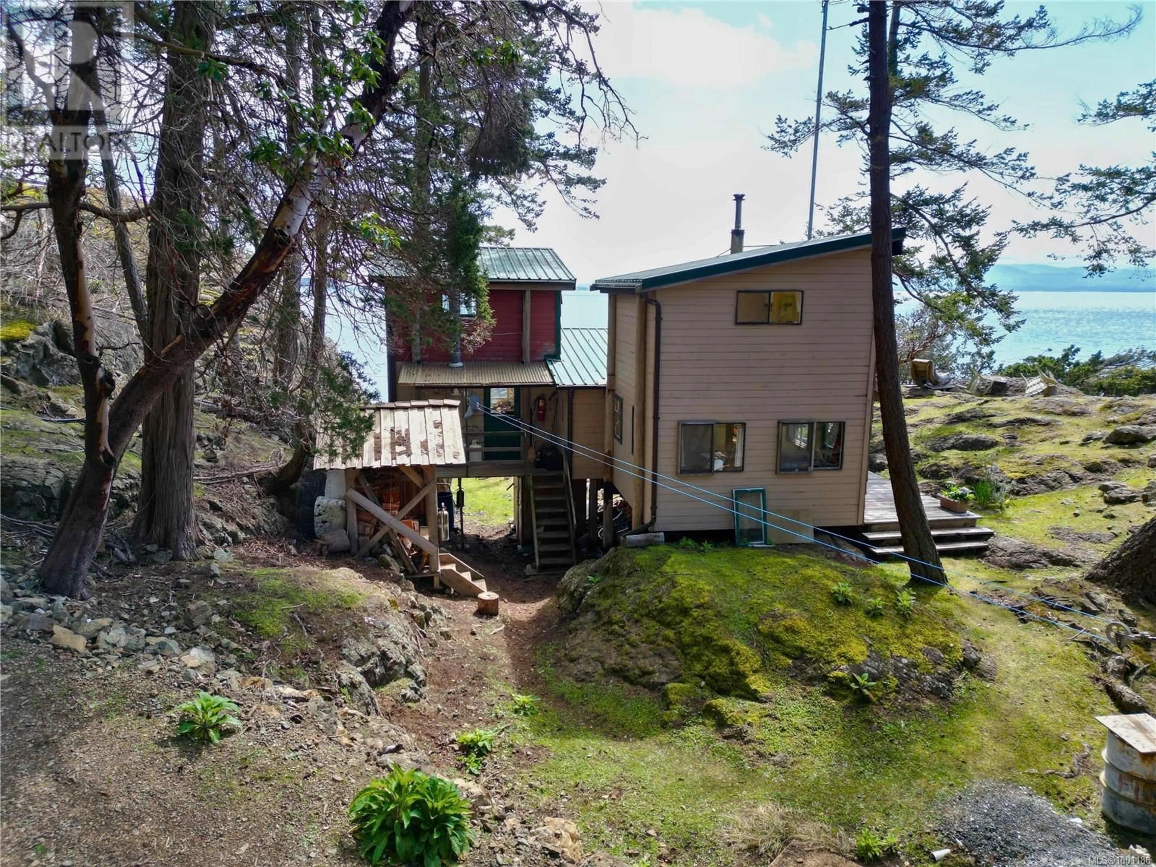 A pic from outside/outdoor area/front of a property/back of a property/a pic from drone, unknown for LT 6 LAKE ROAD, Lasqueti Island British Columbia V0R2J0