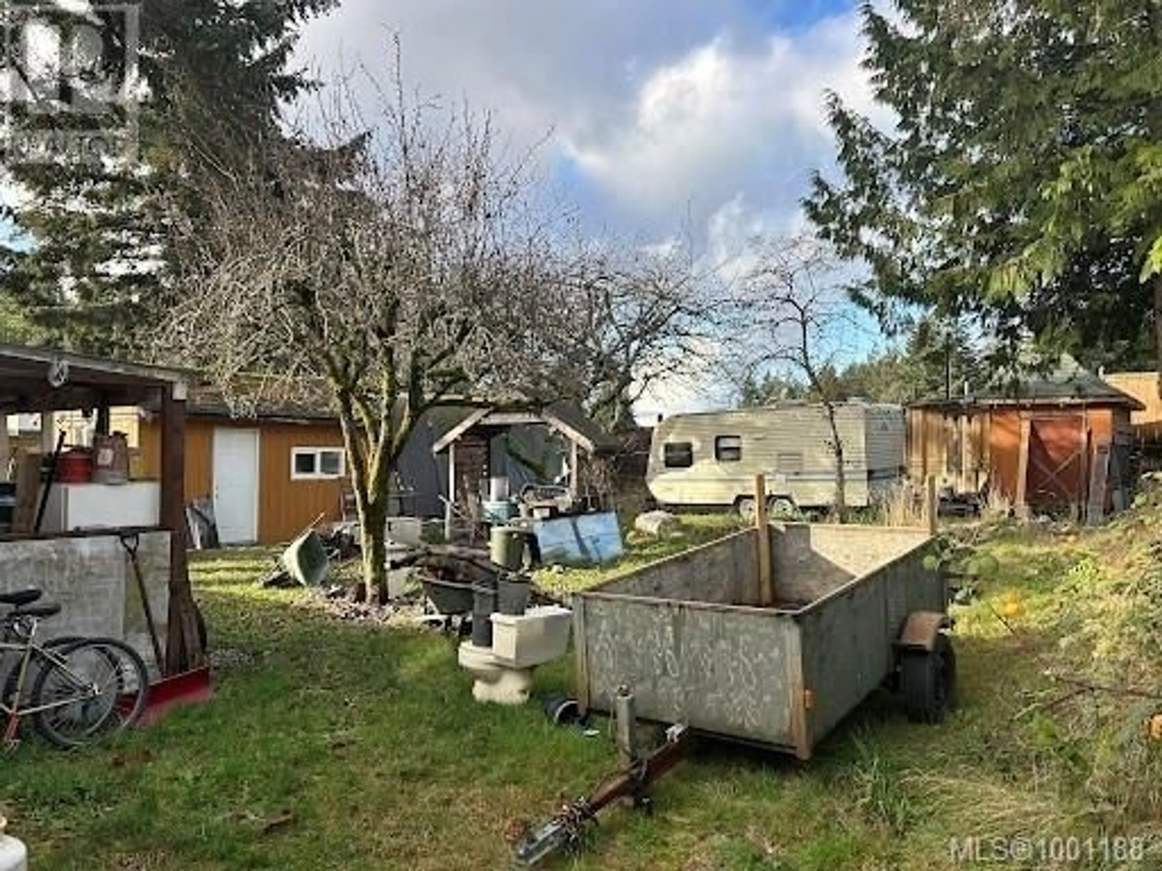 A pic from outside/outdoor area/front of a property/back of a property/a pic from drone, street for 2324 WHITNEY ROAD, Nanaimo British Columbia V9T3S9