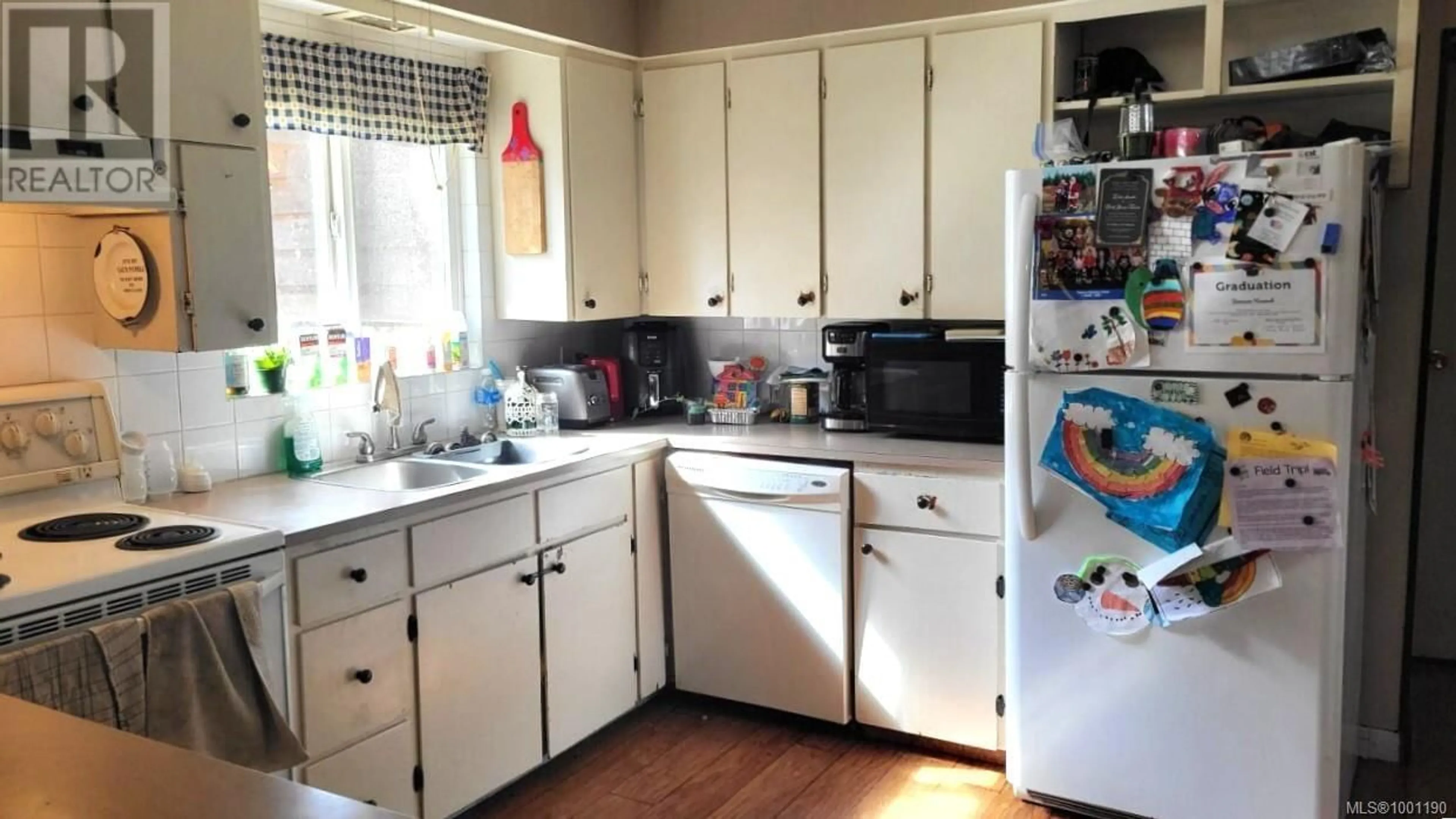 Standard kitchen, unknown for 6010 FALLS STREET, Port Alberni British Columbia V9Y8K8