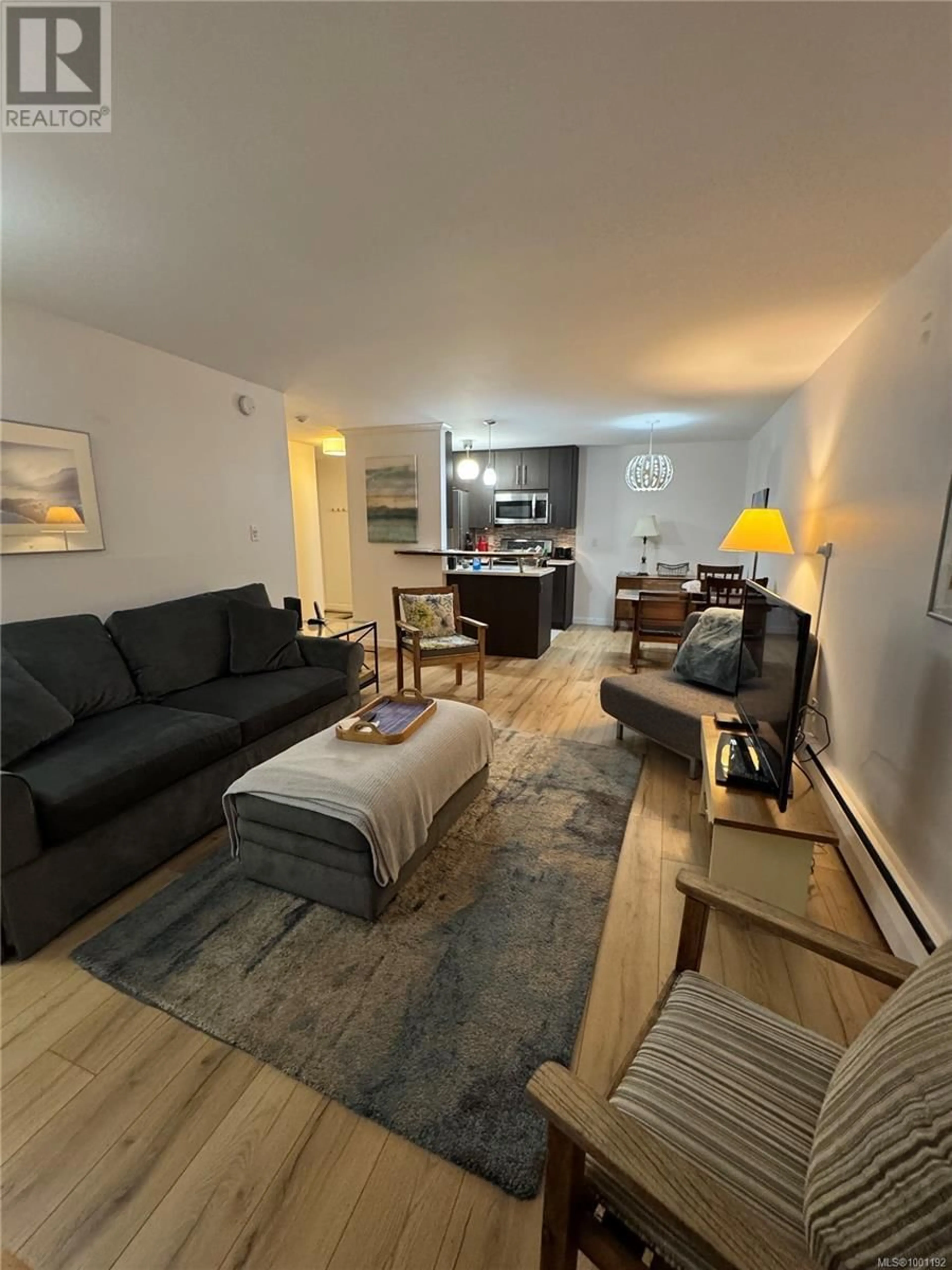 Living room with furniture, unknown for 101 - 964 HEYWOOD AVENUE, Victoria British Columbia V8V2Y5
