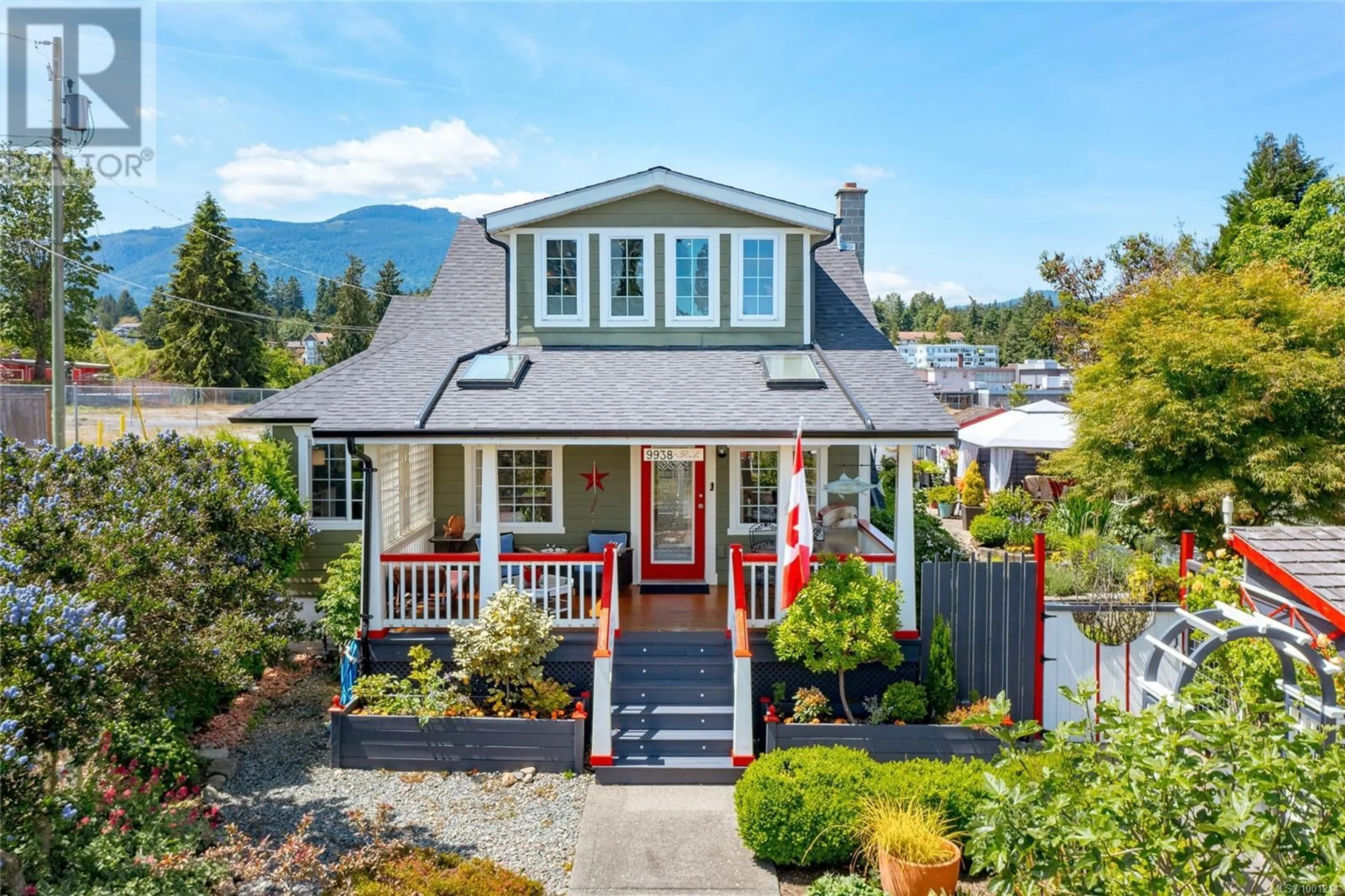 Home with vinyl exterior material, mountain view for 9938 SEAVIEW STREET, Chemainus British Columbia V0R1K1