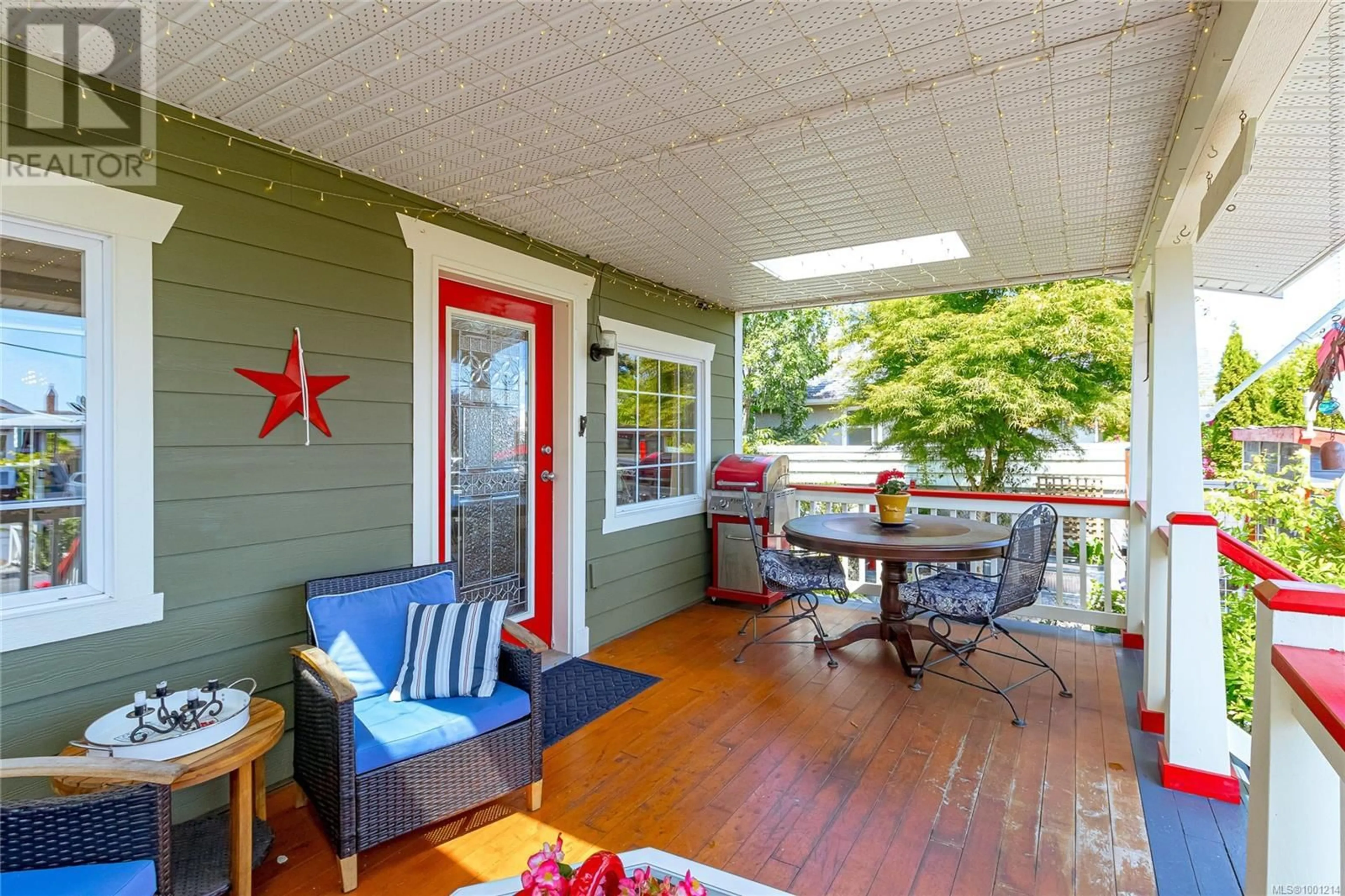 Patio, street for 9938 SEAVIEW STREET, Chemainus British Columbia V0R1K1