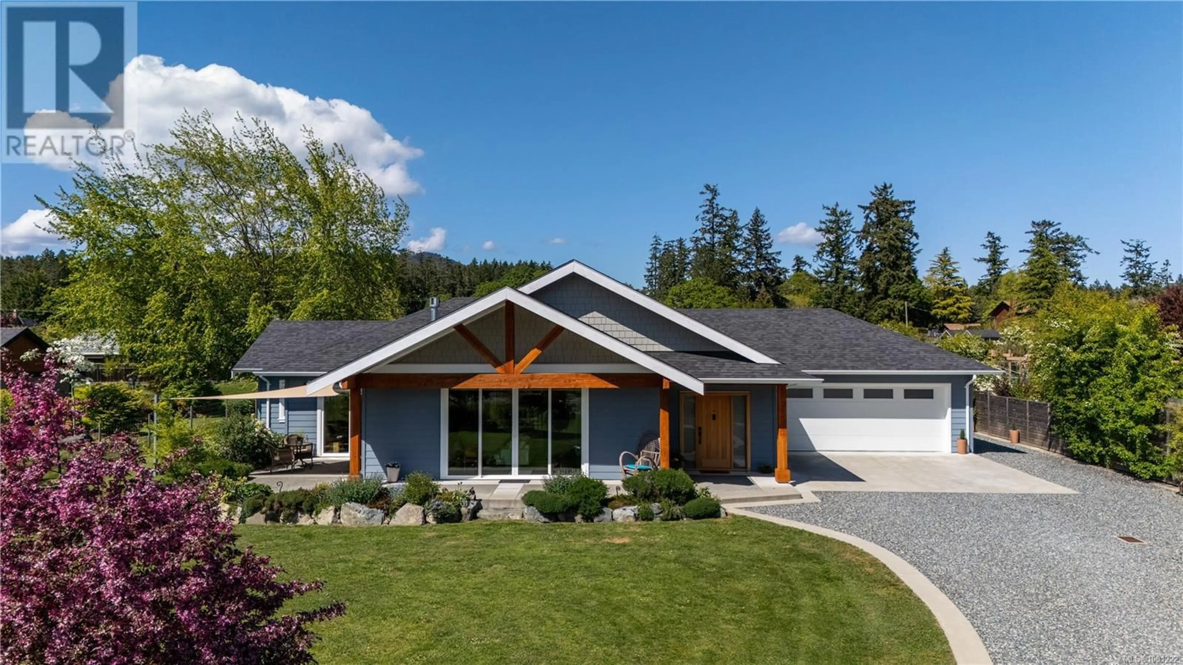 Home with vinyl exterior material, unknown for 822 WAIN ROAD, North Saanich British Columbia V8L5N8