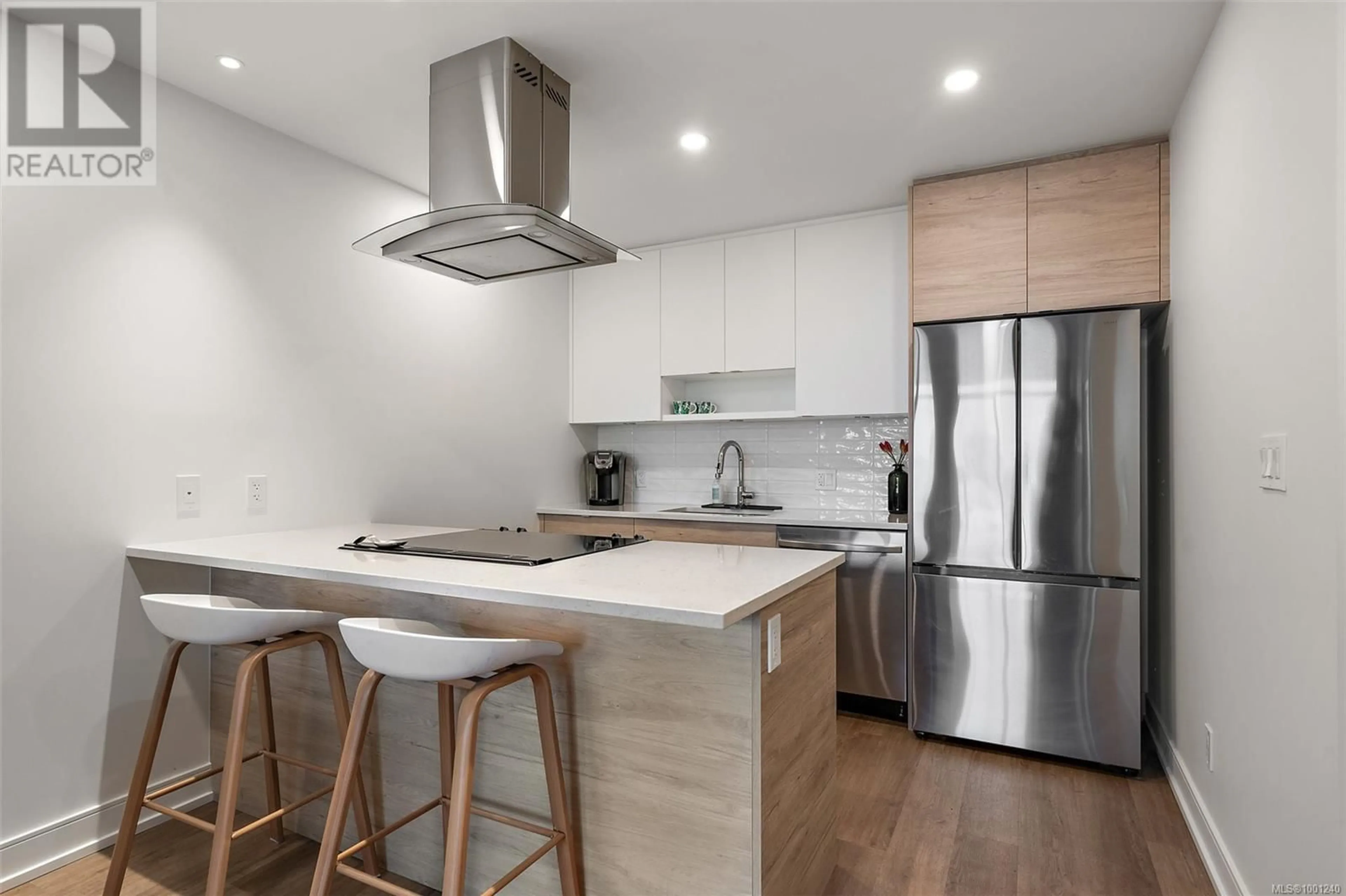 Open concept kitchen, unknown for 807 - 1628 STORE STREET, Victoria British Columbia V8W3K3