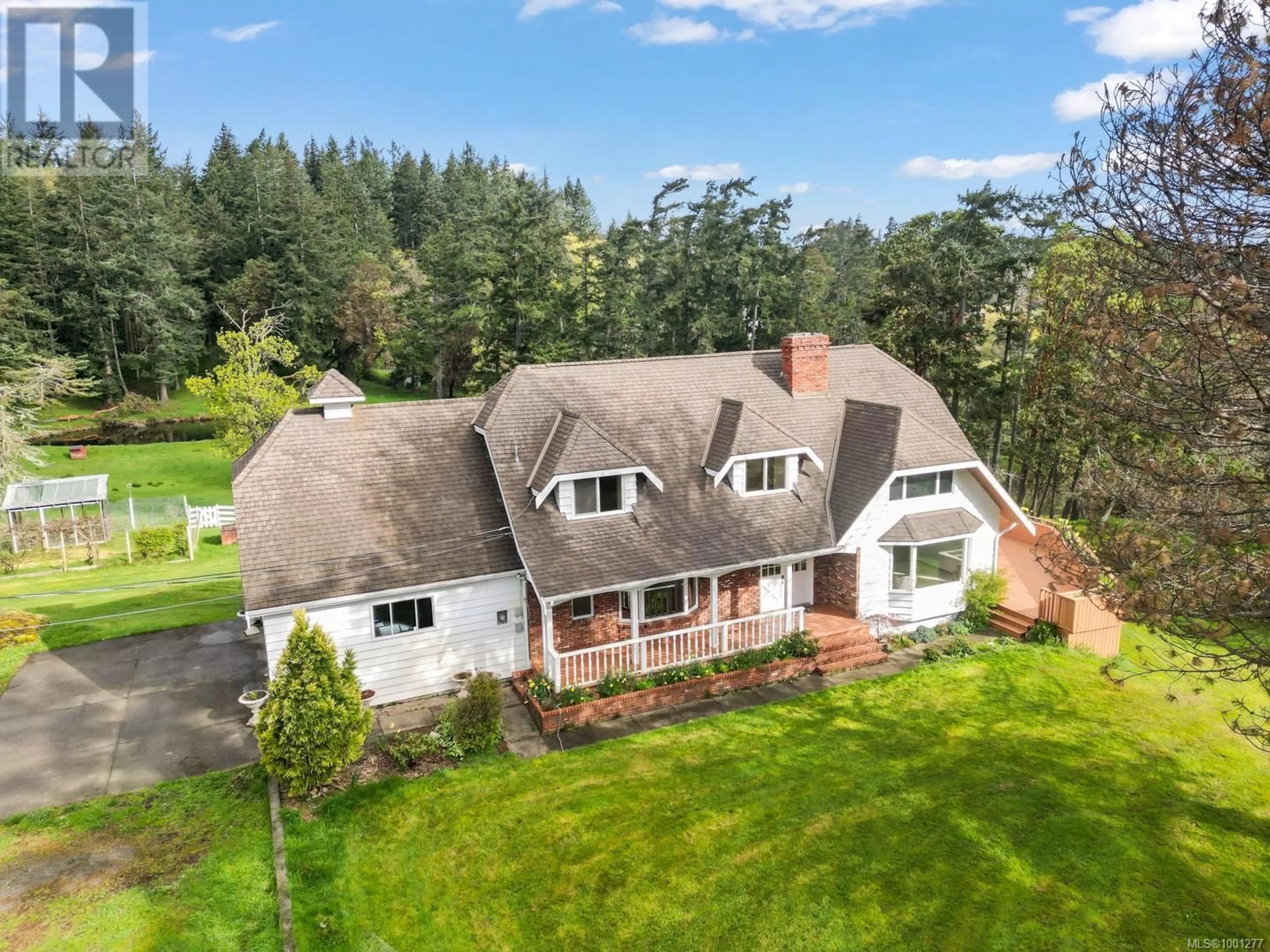 A pic from outside/outdoor area/front of a property/back of a property/a pic from drone, street for 561 BOBLAW PLACE, Metchosin British Columbia V9C3Z1