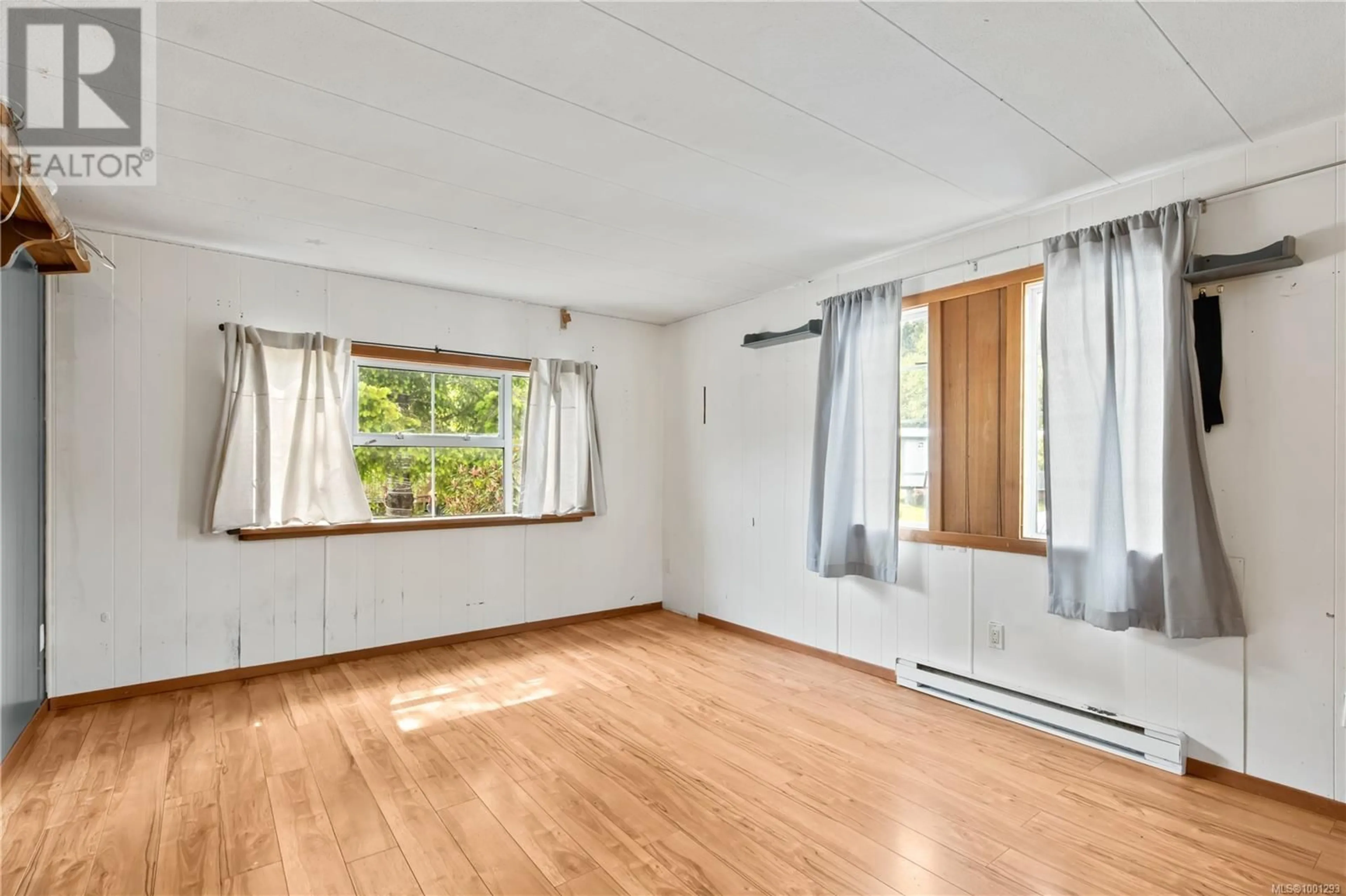 A pic of a room for 487 ORCA CRESCENT, Ucluelet British Columbia V0R3A0