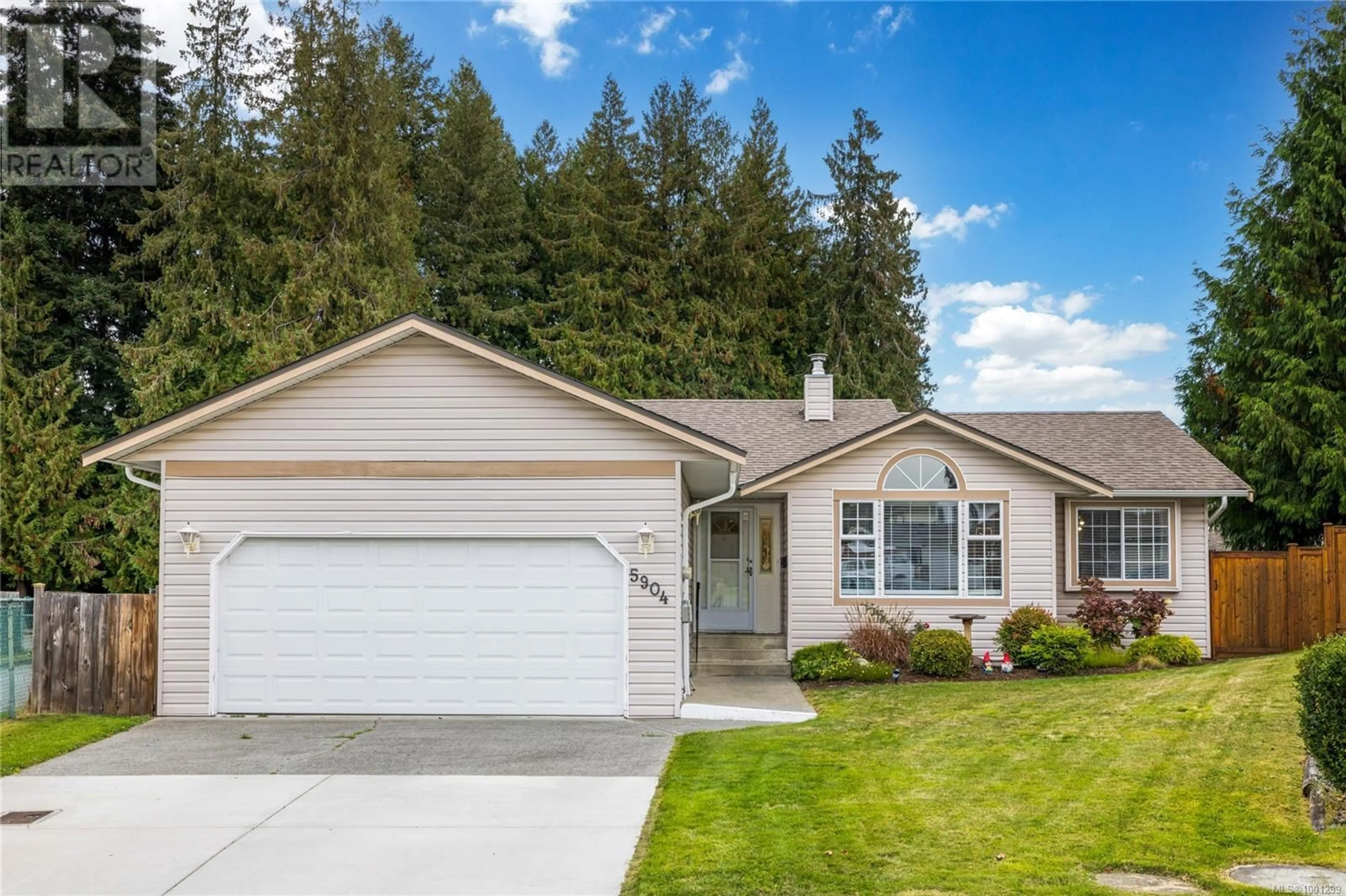 Home with vinyl exterior material, unknown for 5904 NEWPORT DRIVE, Nanaimo British Columbia V9V1J6