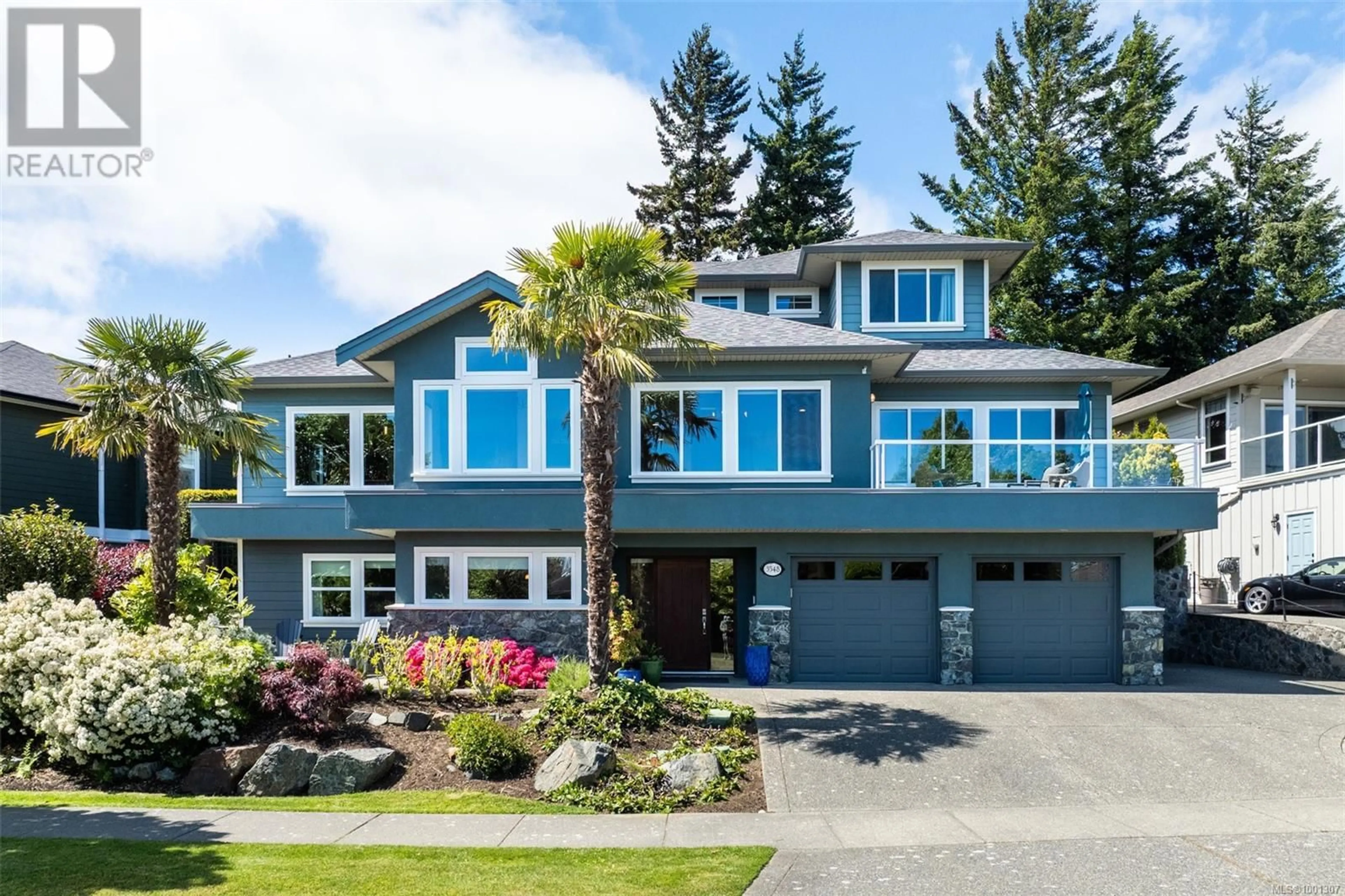 Home with vinyl exterior material, street for 3548 PROMENADE CRESCENT, Colwood British Columbia V9C4L2