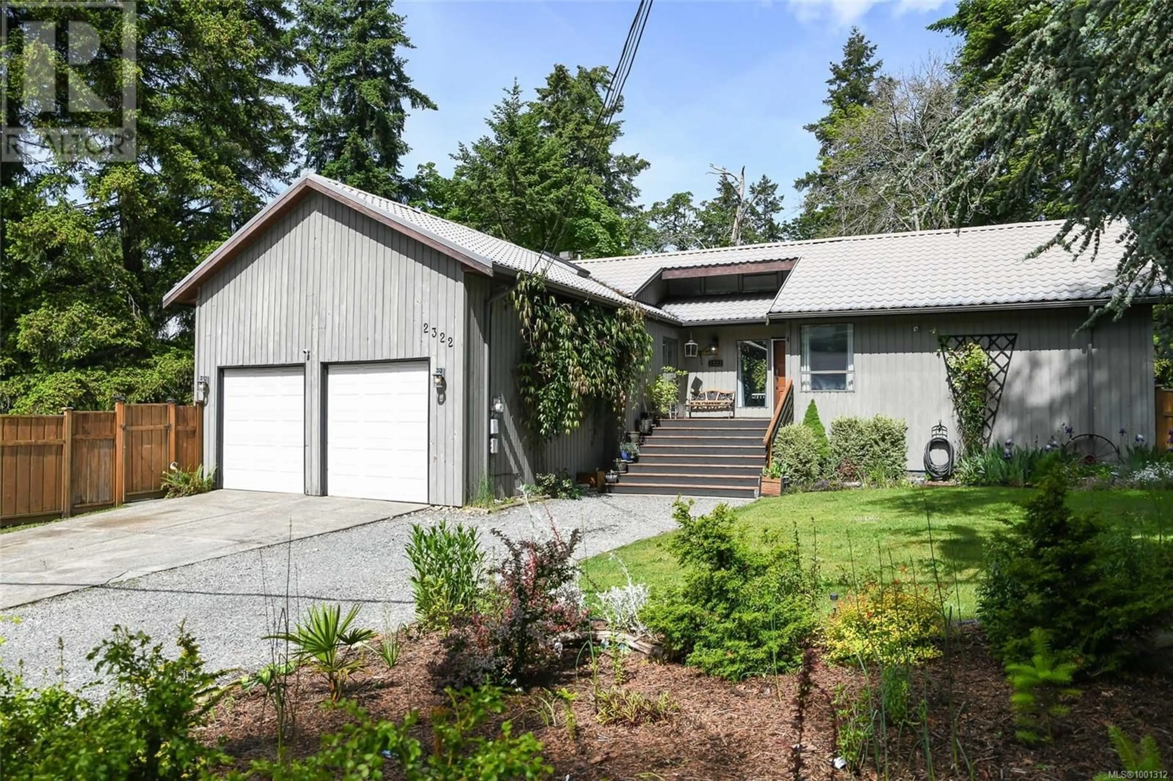 Home with vinyl exterior material, street for 2322 STRATHCONA CRESCENT, Comox British Columbia V9M1K3