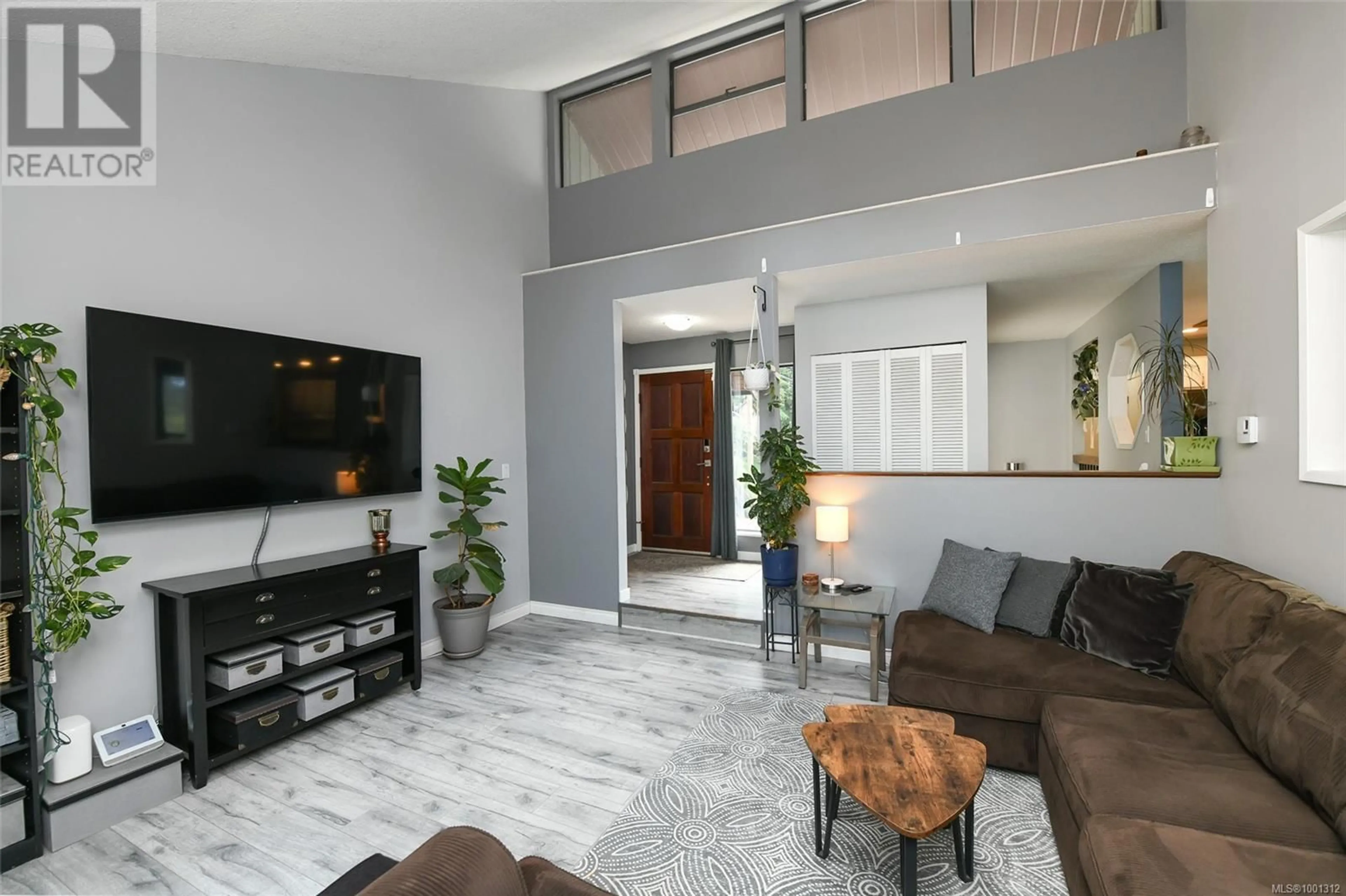Living room with furniture, unknown for 2322 STRATHCONA CRESCENT, Comox British Columbia V9M1K3