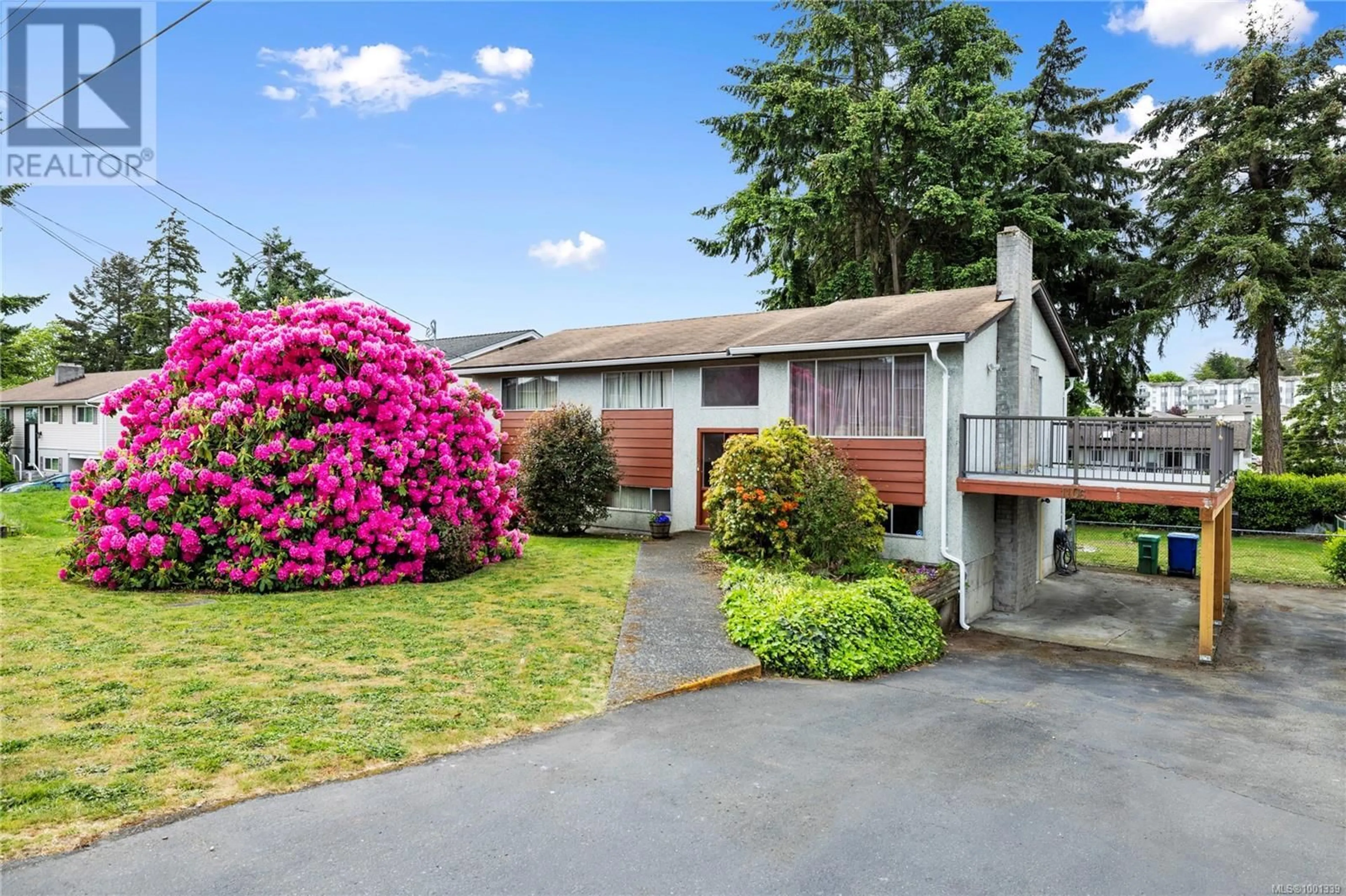 Home with vinyl exterior material, street for 1106 THUNDERBIRD DRIVE, Nanaimo British Columbia V9S2P2