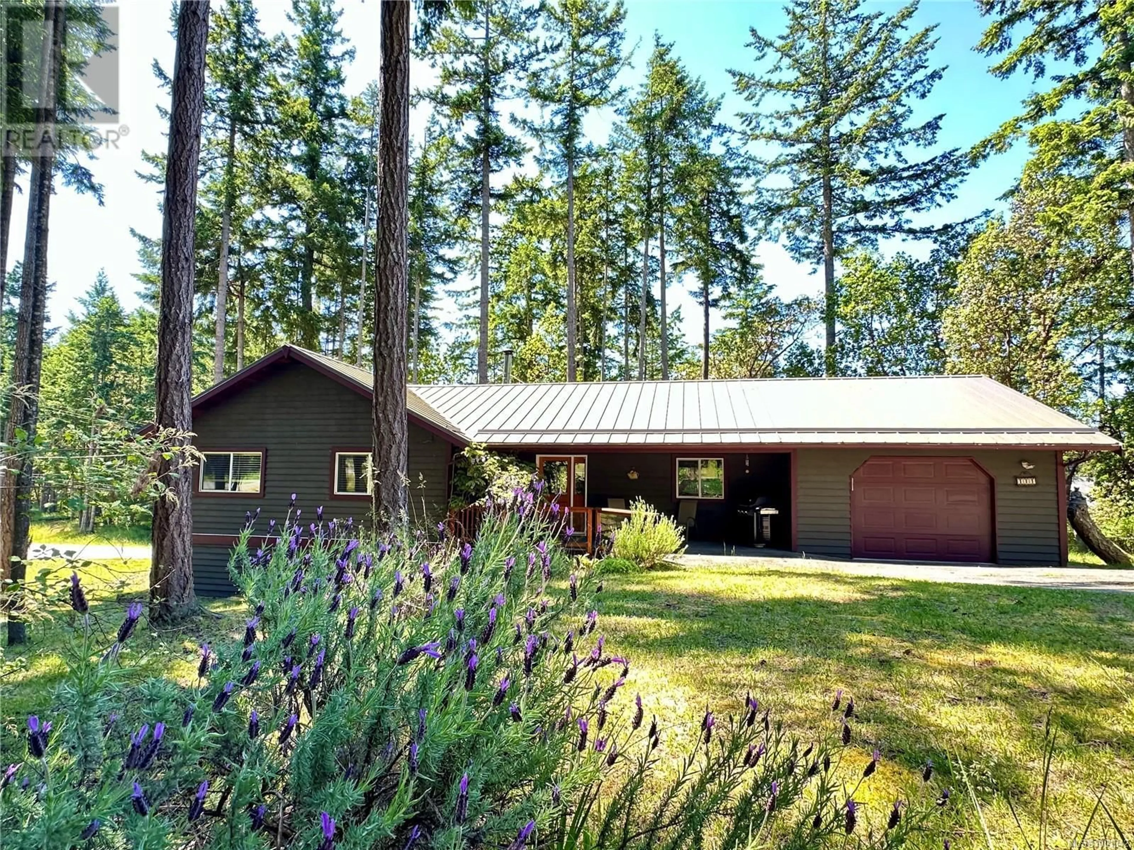 Home with vinyl exterior material, forest/trees view for 111 OYSTERCATCHER PLACE, Salt Spring British Columbia V8K2W5