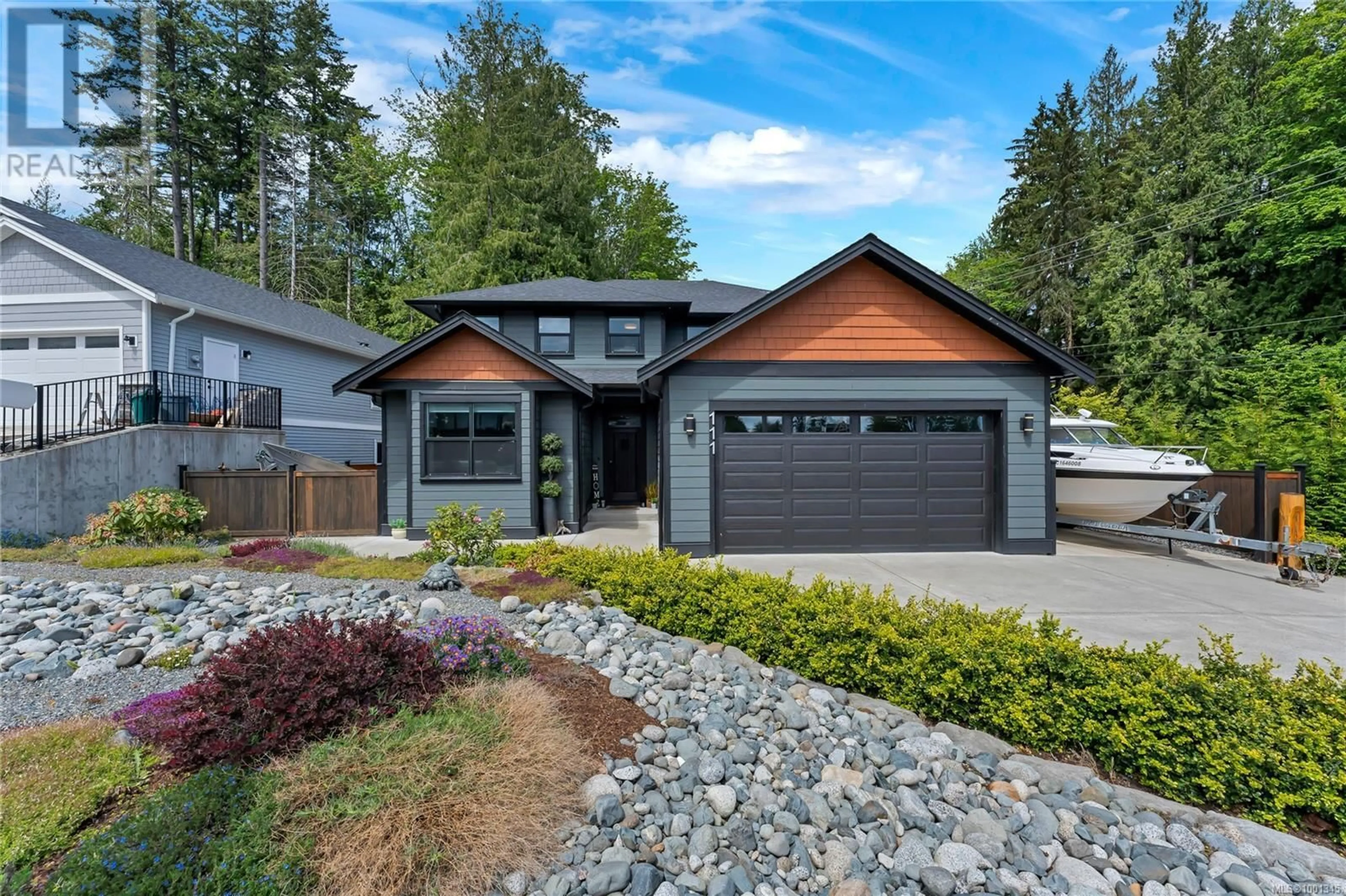 Home with vinyl exterior material, street for 111 ROLLIE ROSE DRIVE, Ladysmith British Columbia V9G0B7