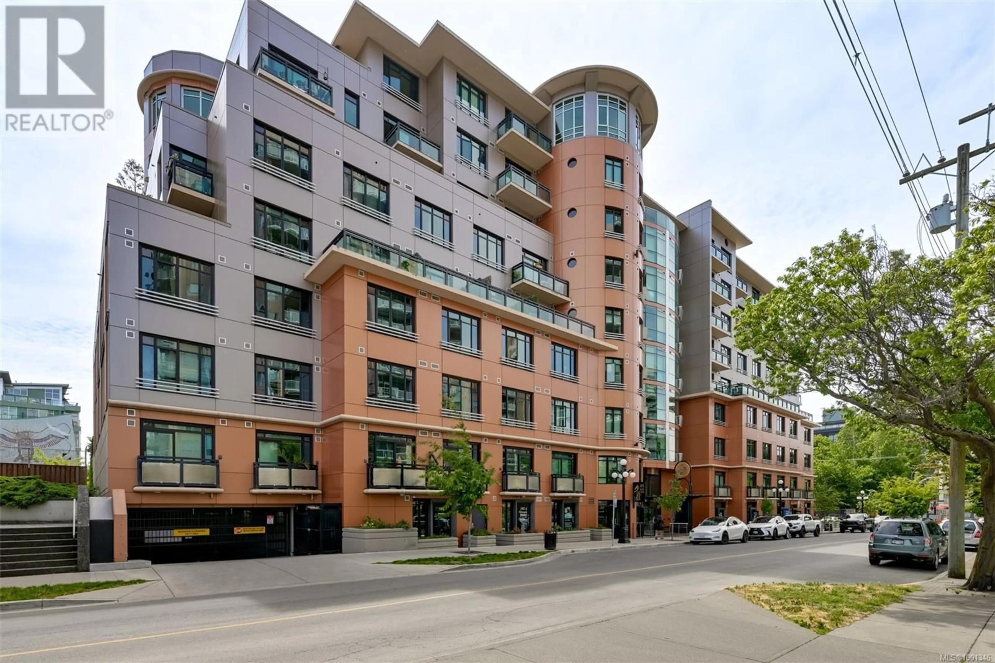 Patio, building for 523 - 1029 VIEW STREET, Victoria British Columbia V8V0C9