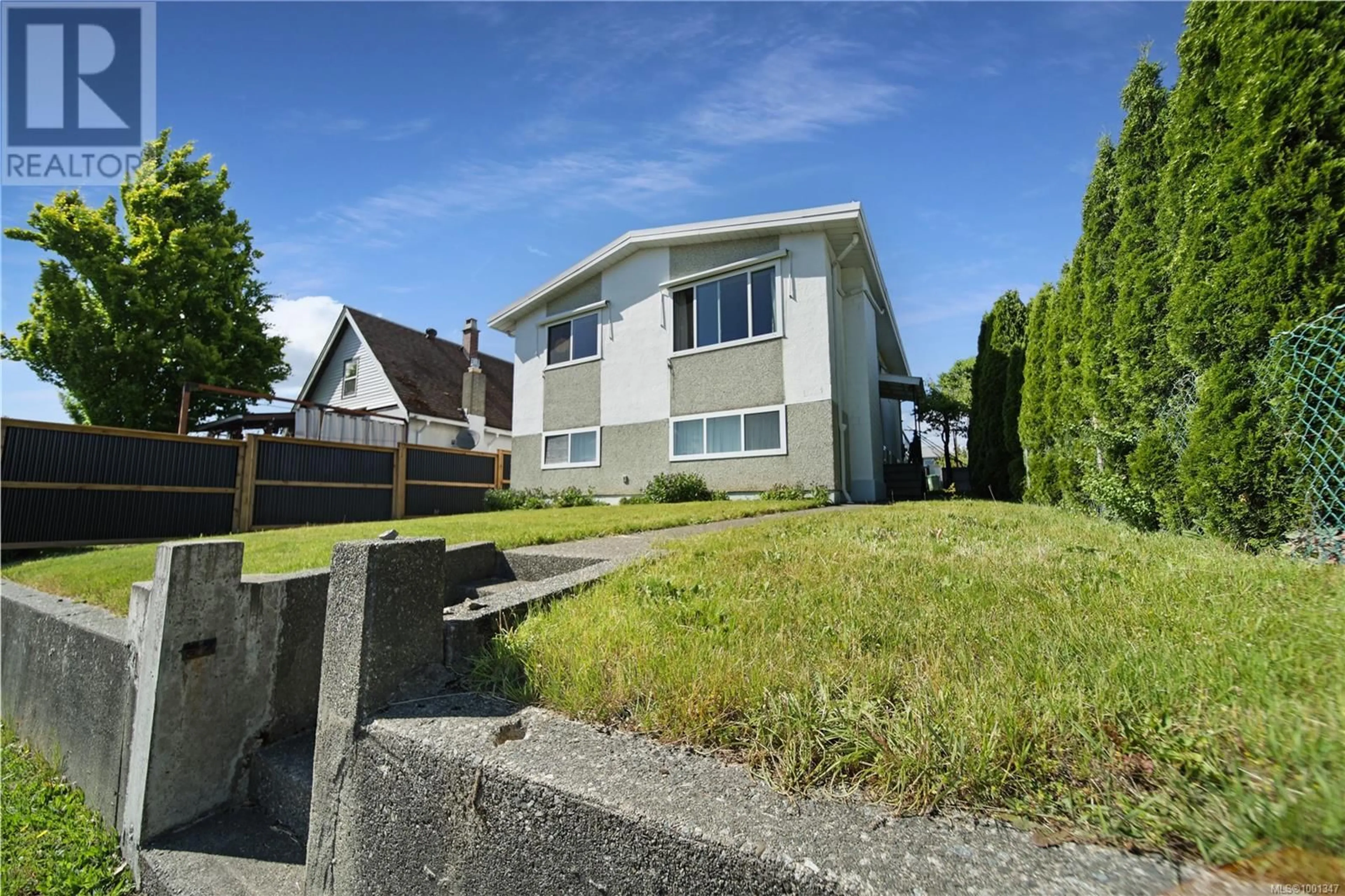 A pic from outside/outdoor area/front of a property/back of a property/a pic from drone, street for 4571 REDFORD STREET, Port Alberni British Columbia V9Y3P9