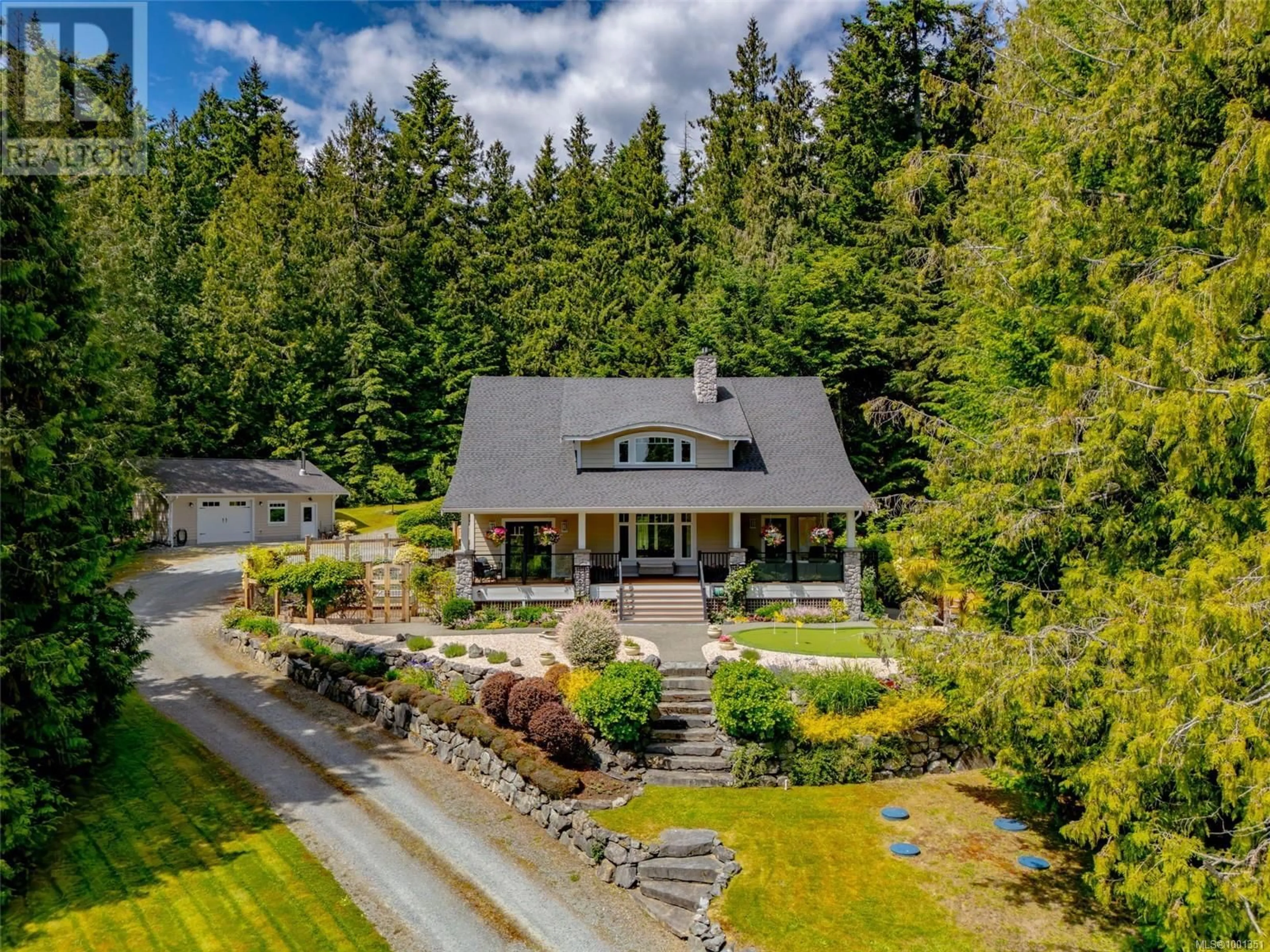A pic from outside/outdoor area/front of a property/back of a property/a pic from drone, unknown for 9340 COTTONWOOD ROAD, Chemainus British Columbia V0R1K5