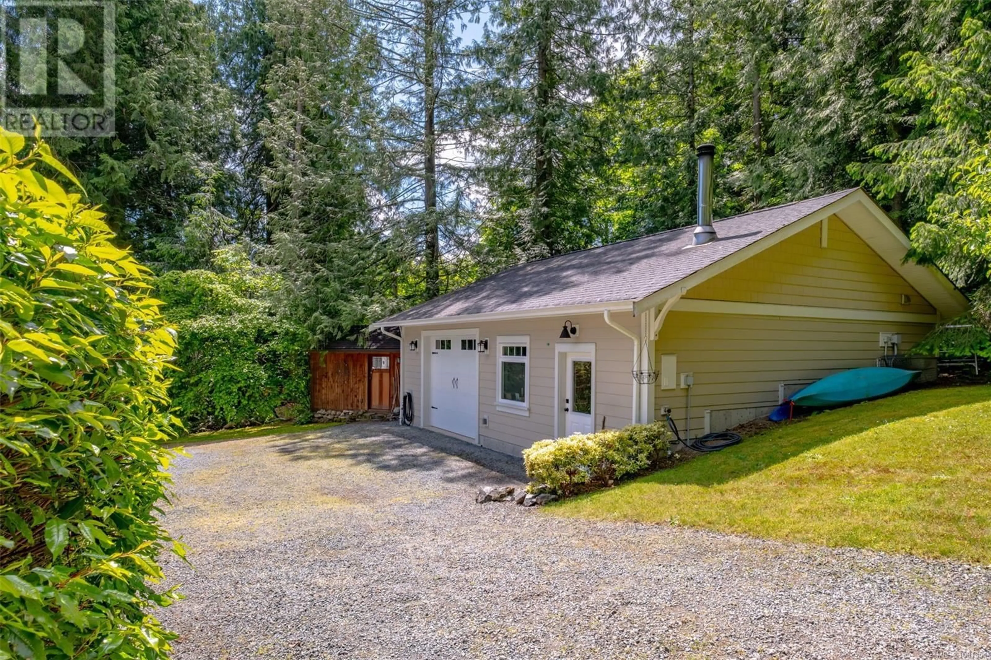 A pic from outside/outdoor area/front of a property/back of a property/a pic from drone, unknown for 9340 COTTONWOOD ROAD, Chemainus British Columbia V0R1K5