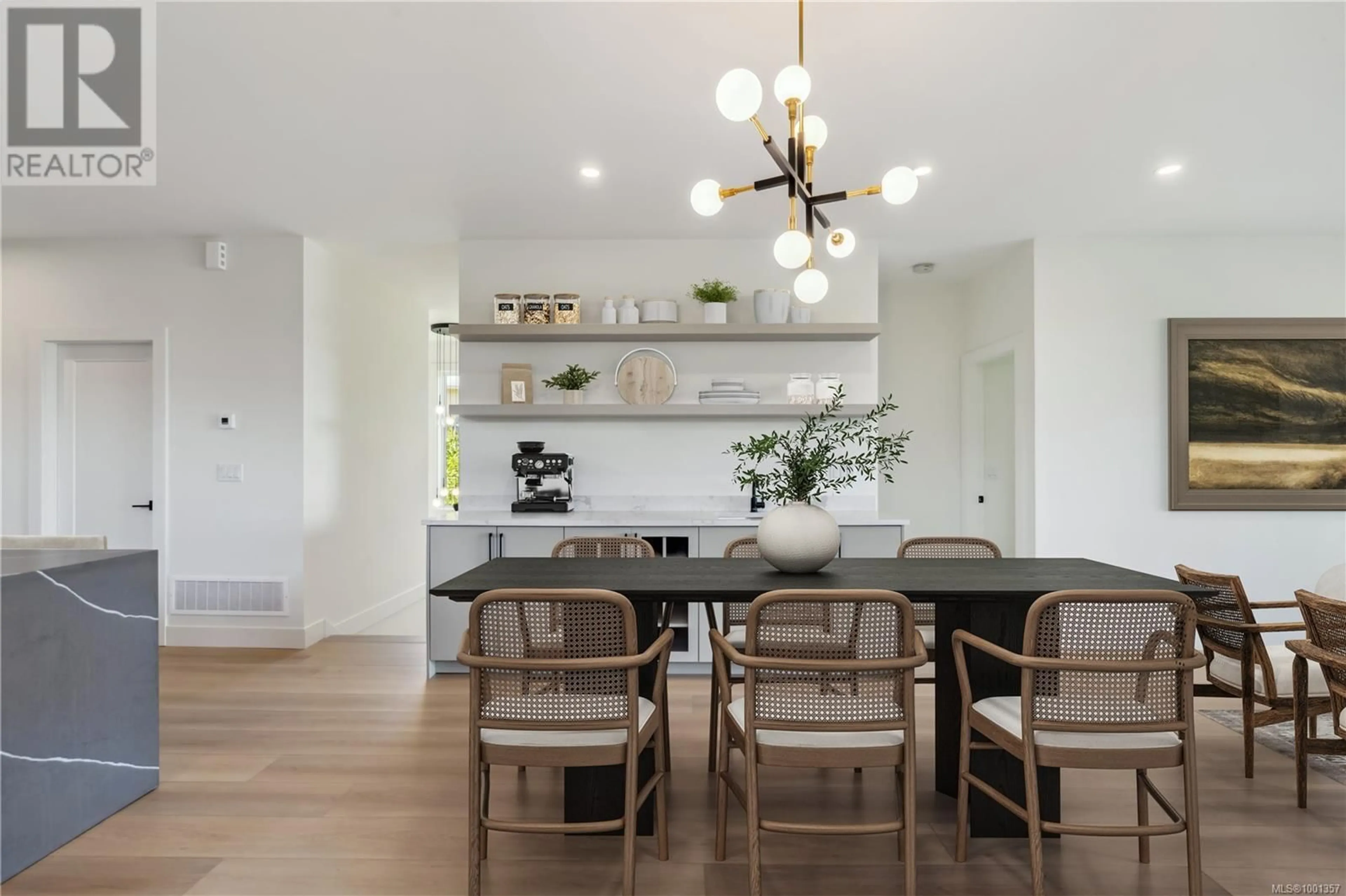 Open concept kitchen, unknown for 950 TULIP AVENUE, Saanich British Columbia V8Z2P7