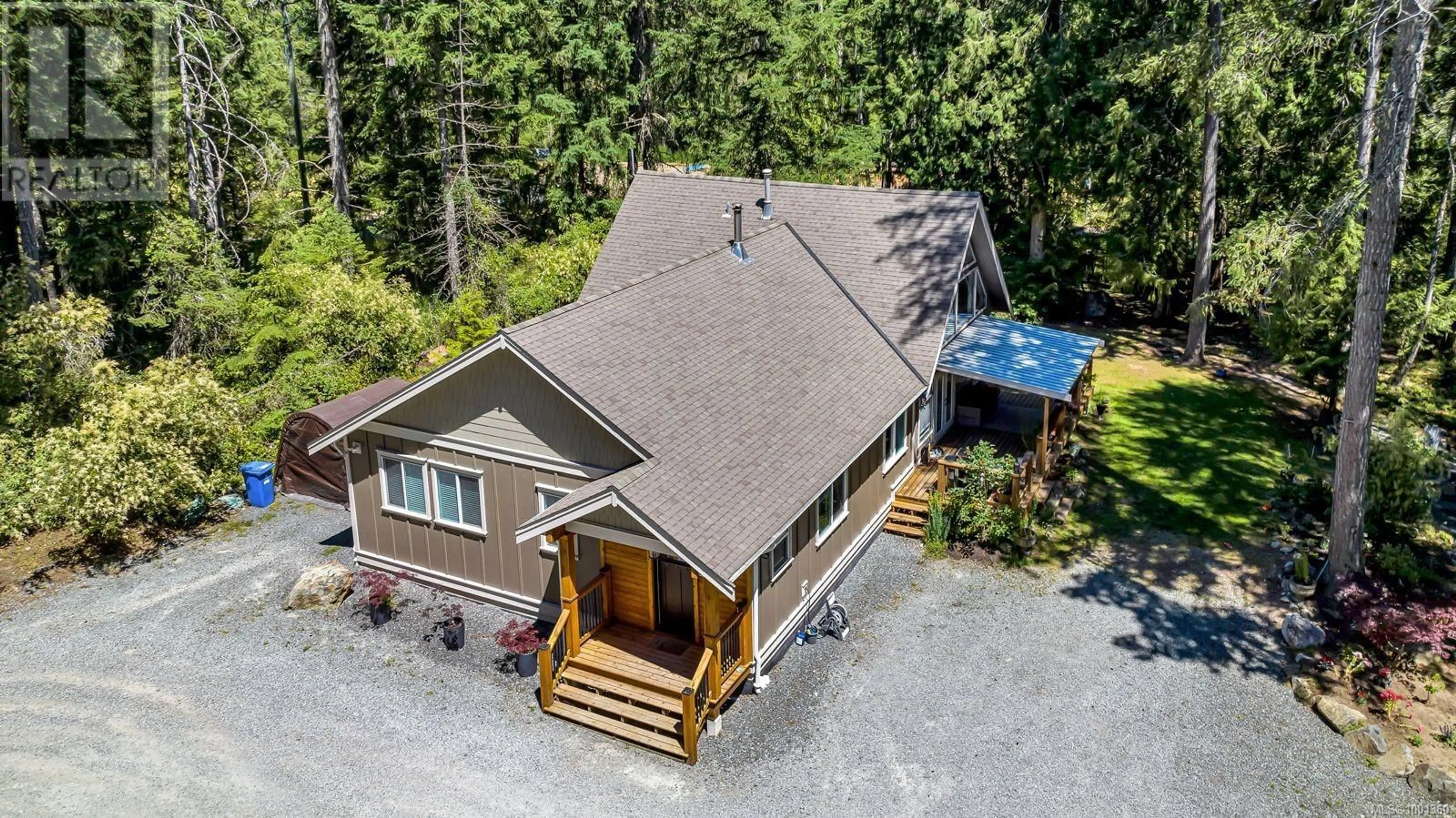 A pic from outside/outdoor area/front of a property/back of a property/a pic from drone, unknown for 905 WHITTAKER ROAD, Malahat British Columbia V0R2L0